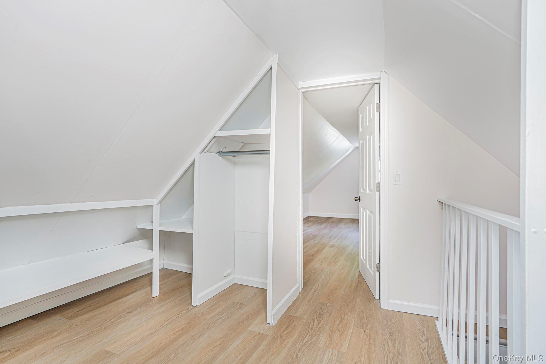 Single Family Lockman Staten Island, NY 10303, MLS-921401-20