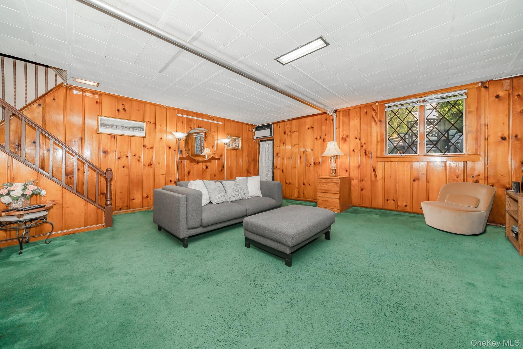 Single Family 77th Queens, NY 11385, MLS-921410-17