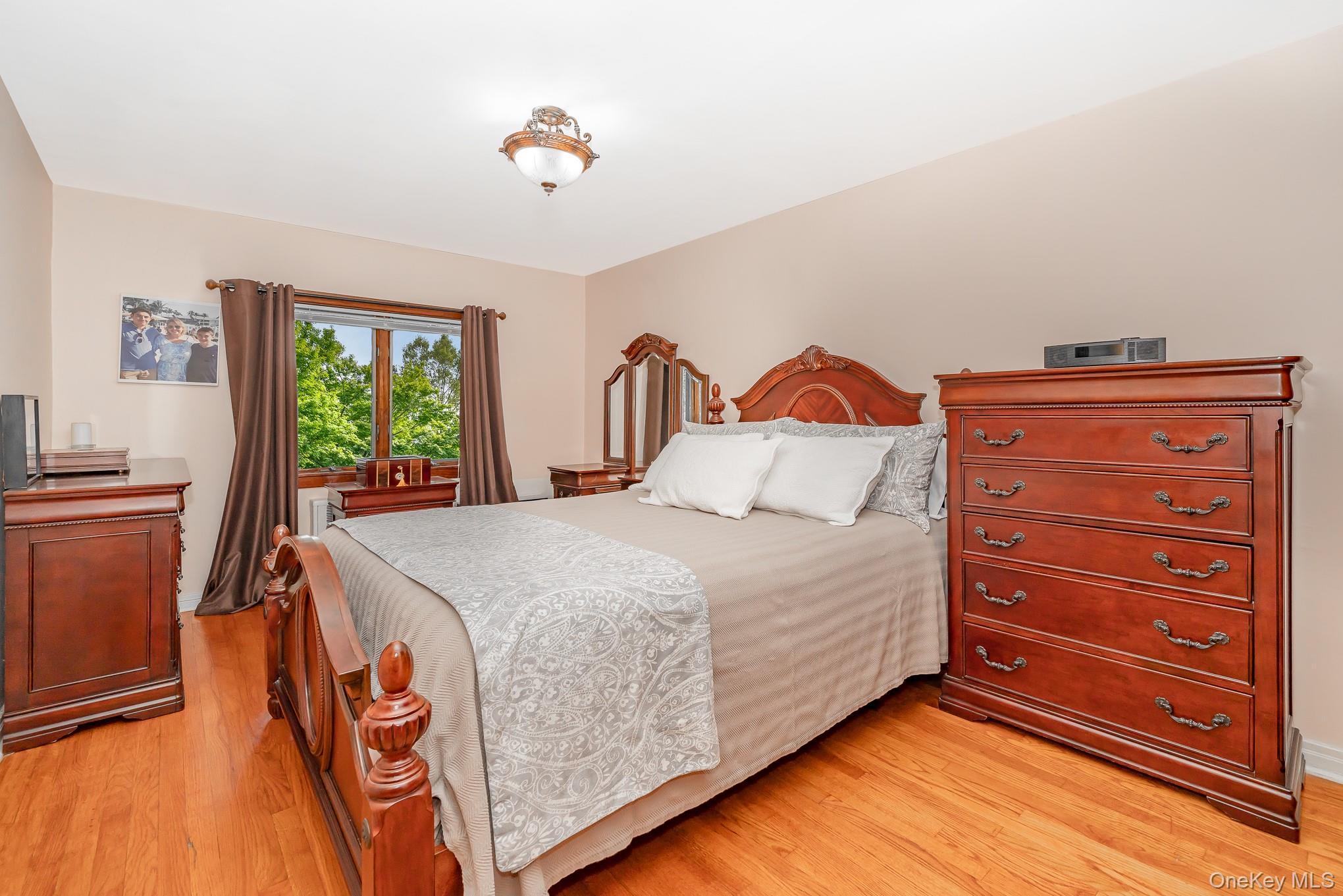 Single Family 77th Queens, NY 11385, MLS-921410-9