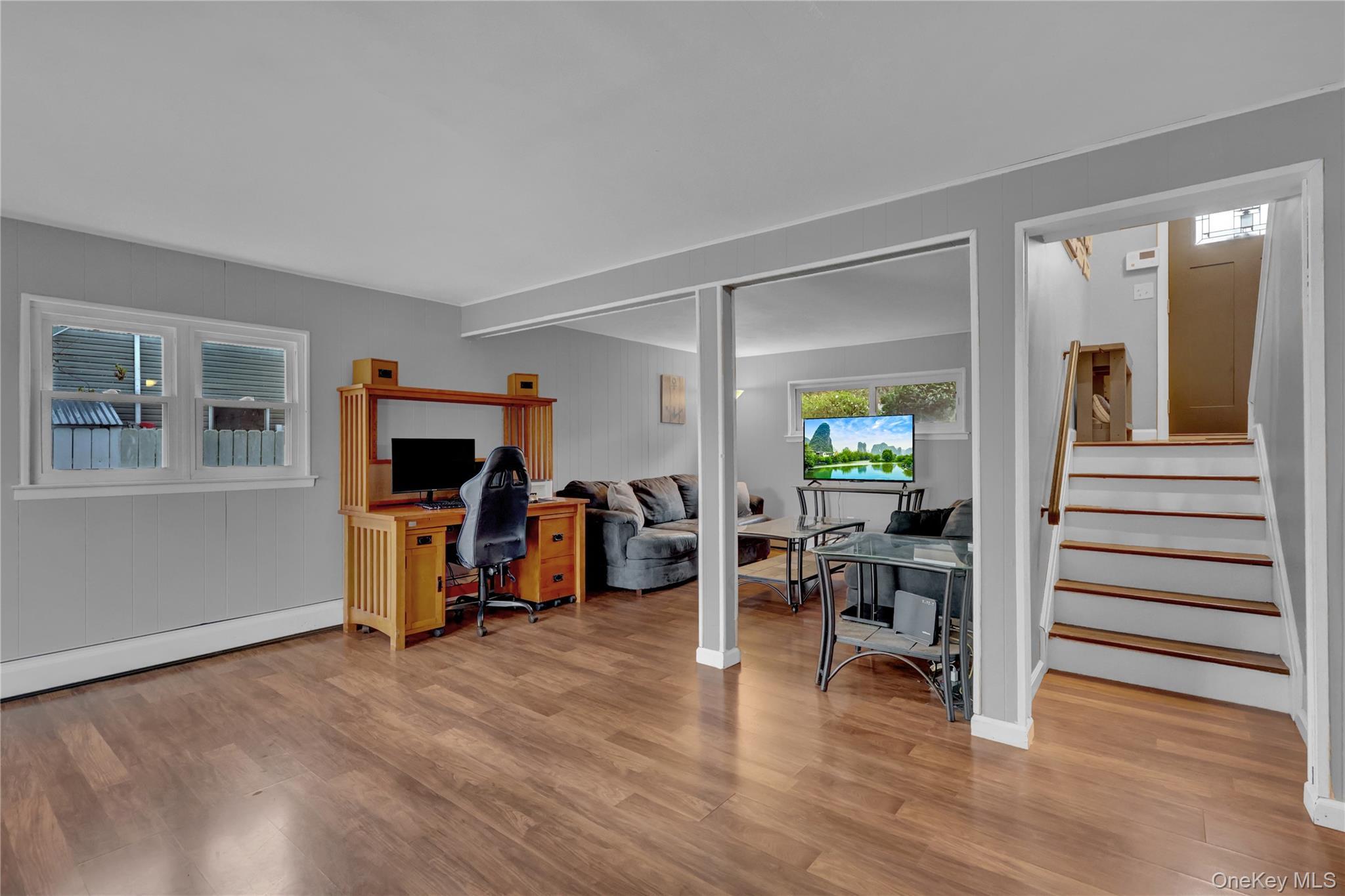 Single Family Forrestall  Suffolk County, NY 11950, MLS-921411-17