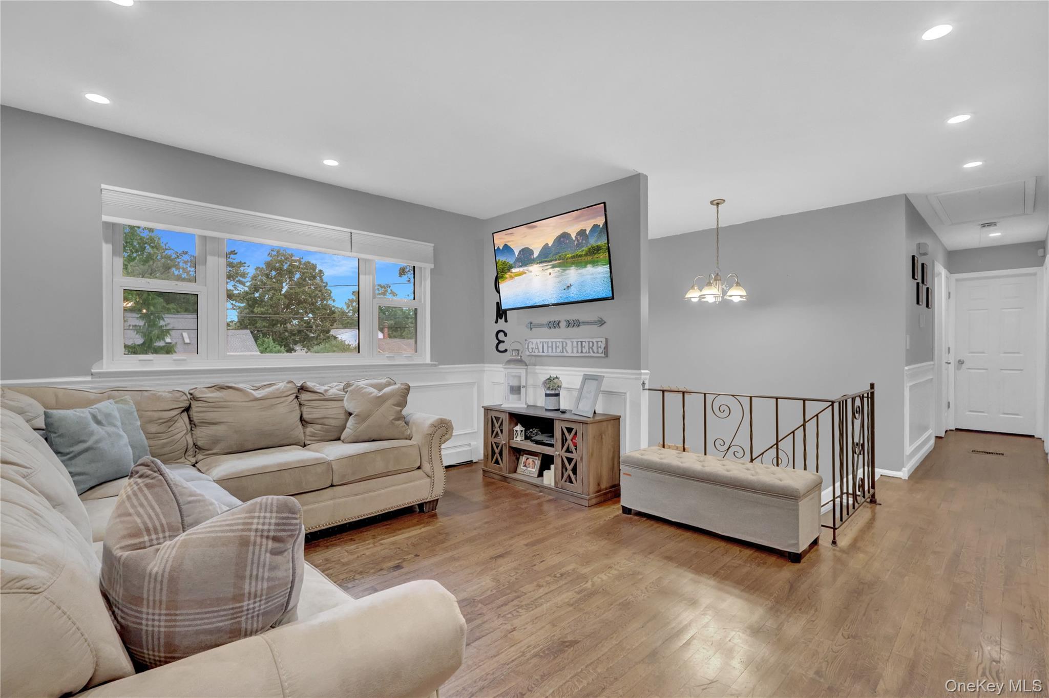 Single Family Forrestall  Suffolk County, NY 11950, MLS-921411-3