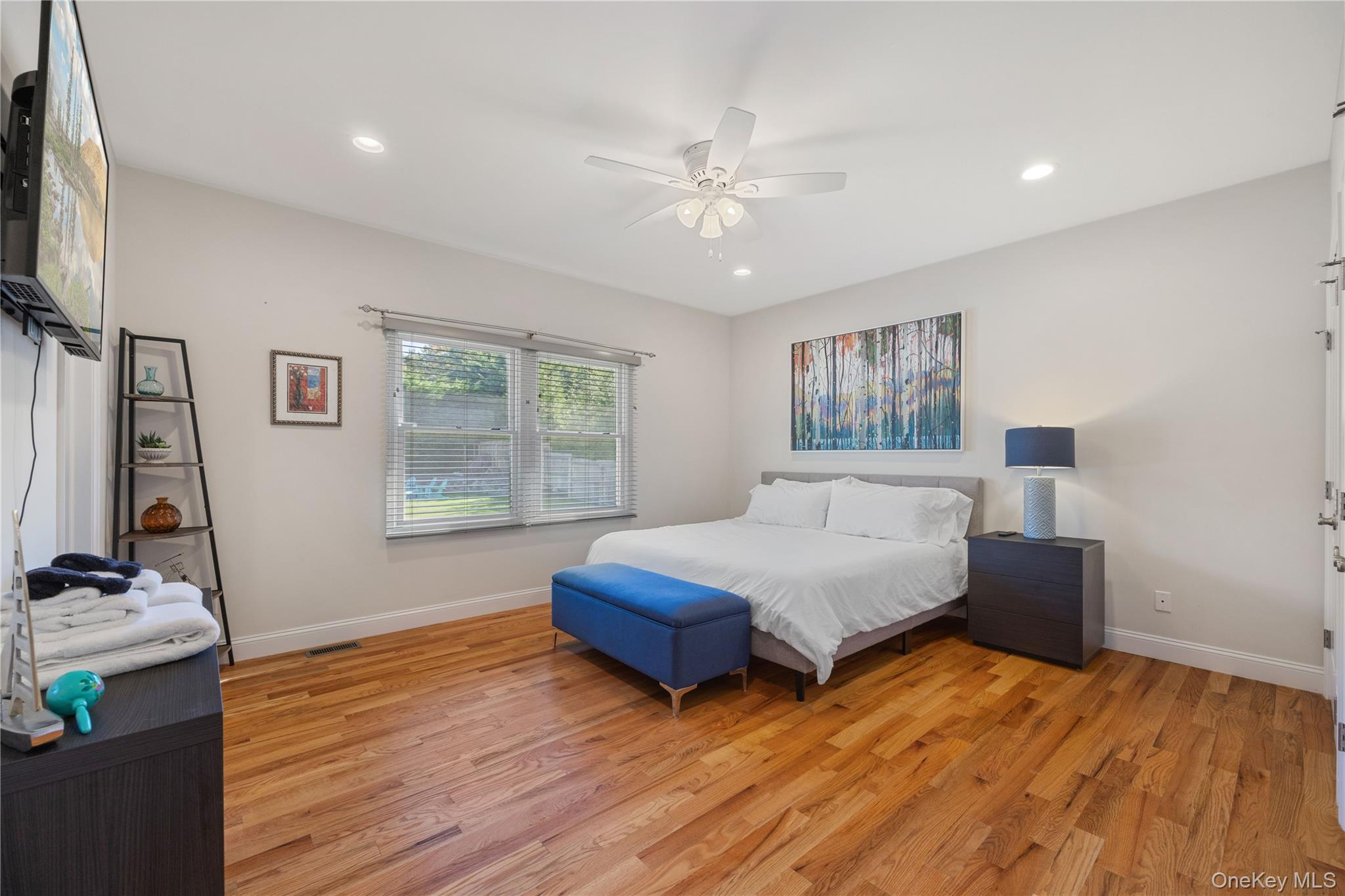 Single Family Homestead Suffolk County, NY 11944, MLS-921412-19