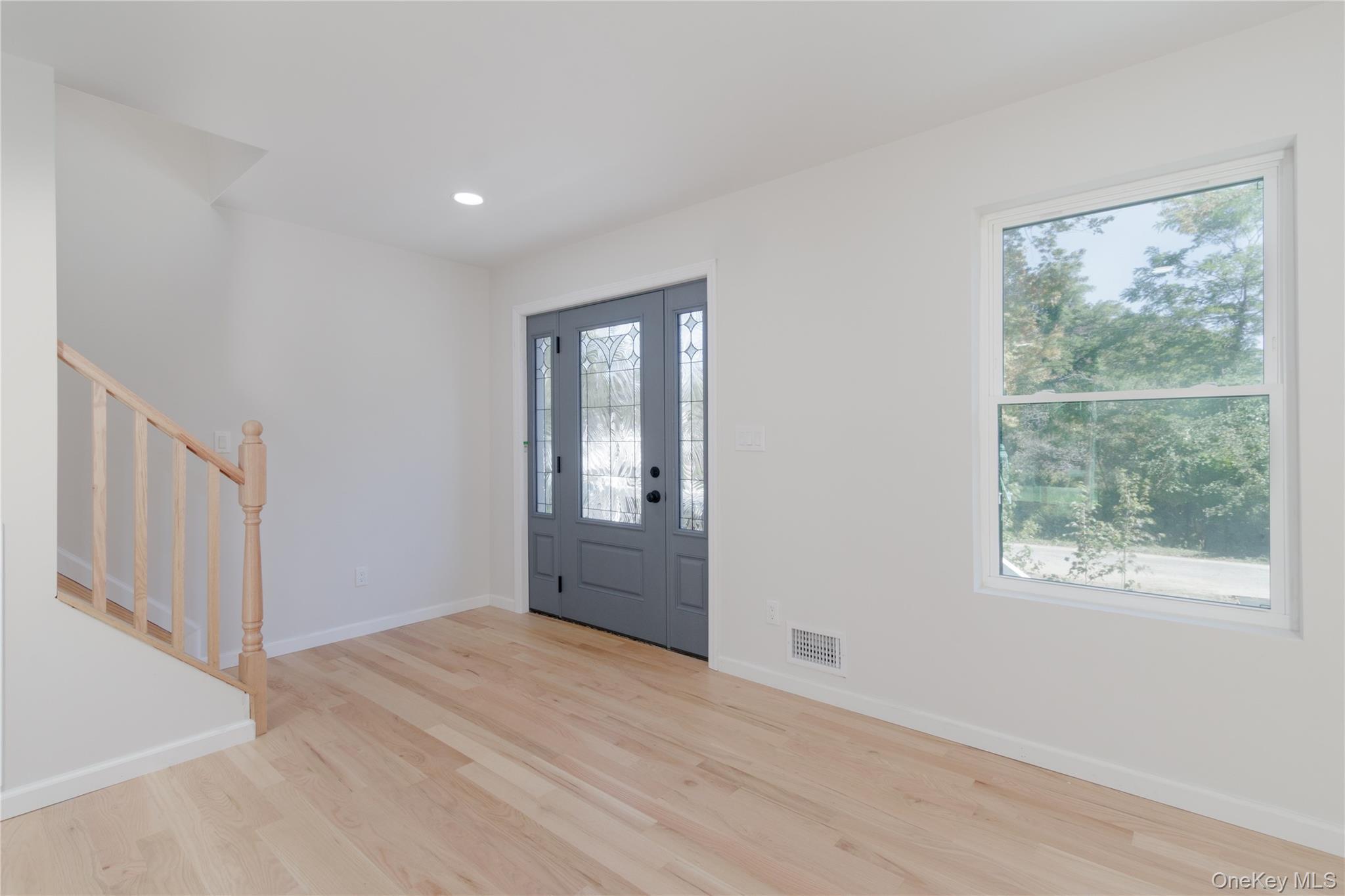 Single Family Mckinley Suffolk County, NY 11951, MLS-921414-10