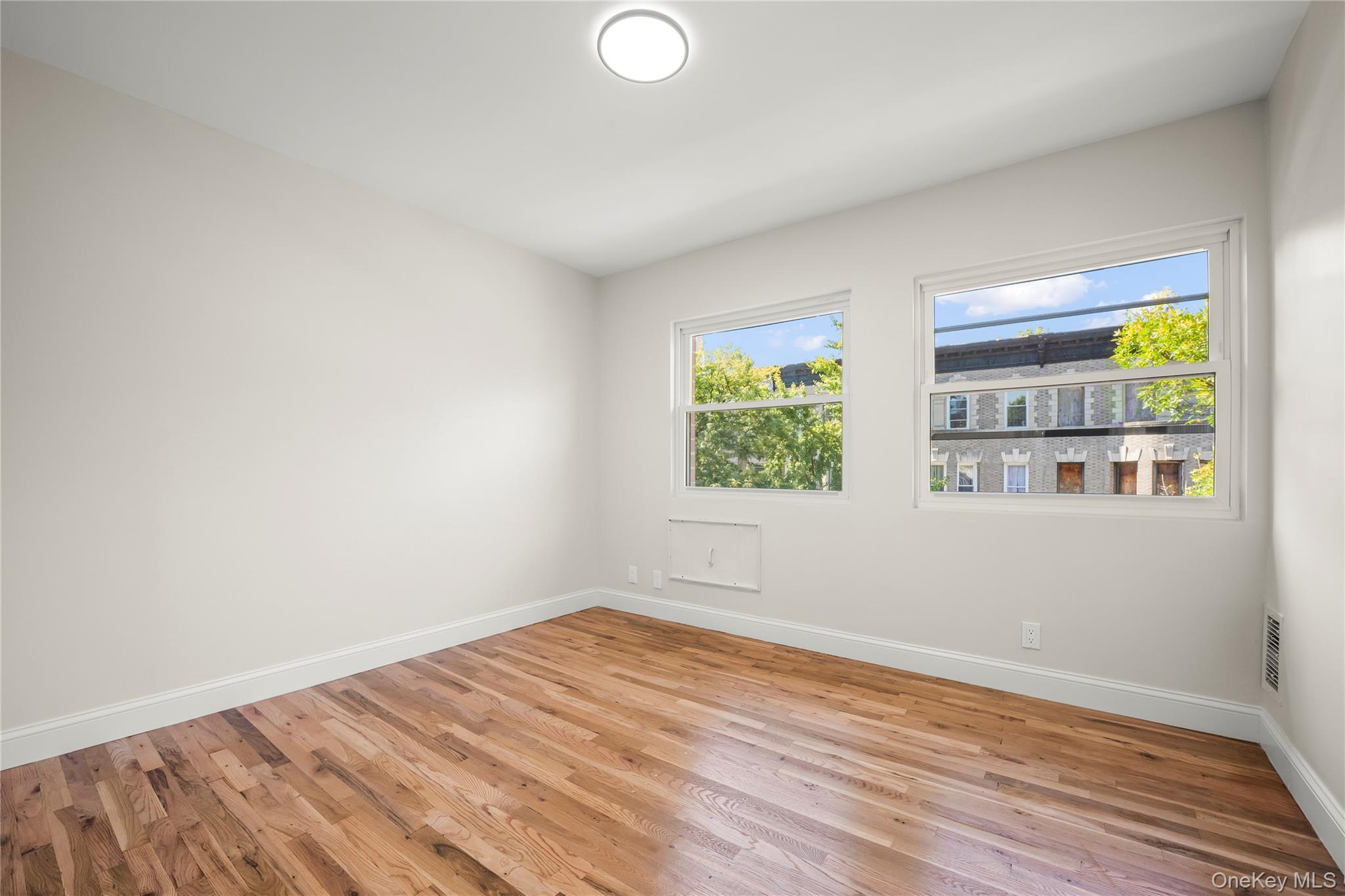 Single Family Forest  Bronx, NY 10456, MLS-921416-6