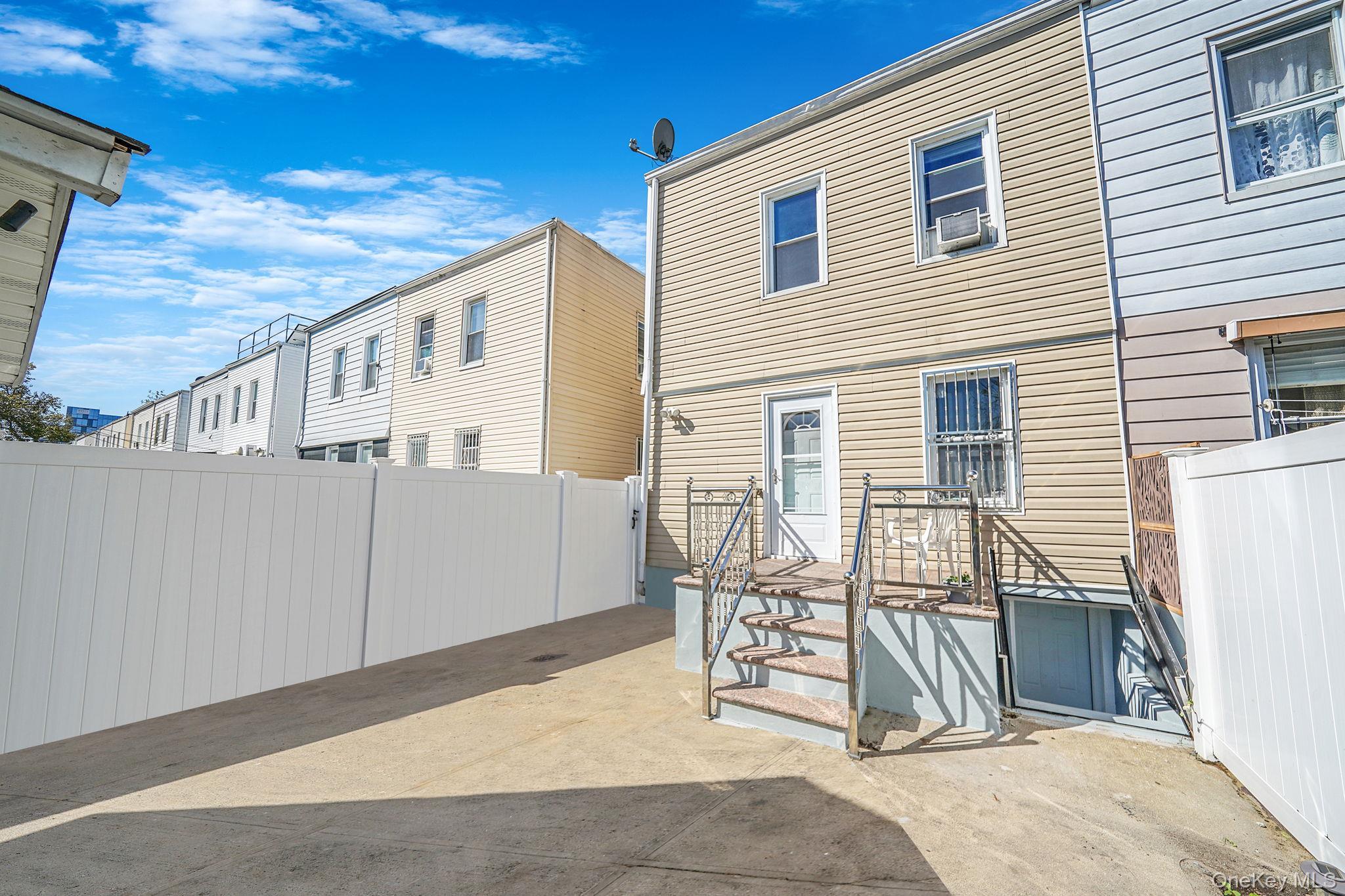 Single Family 107th  Queens, NY 11417, MLS-921447-9