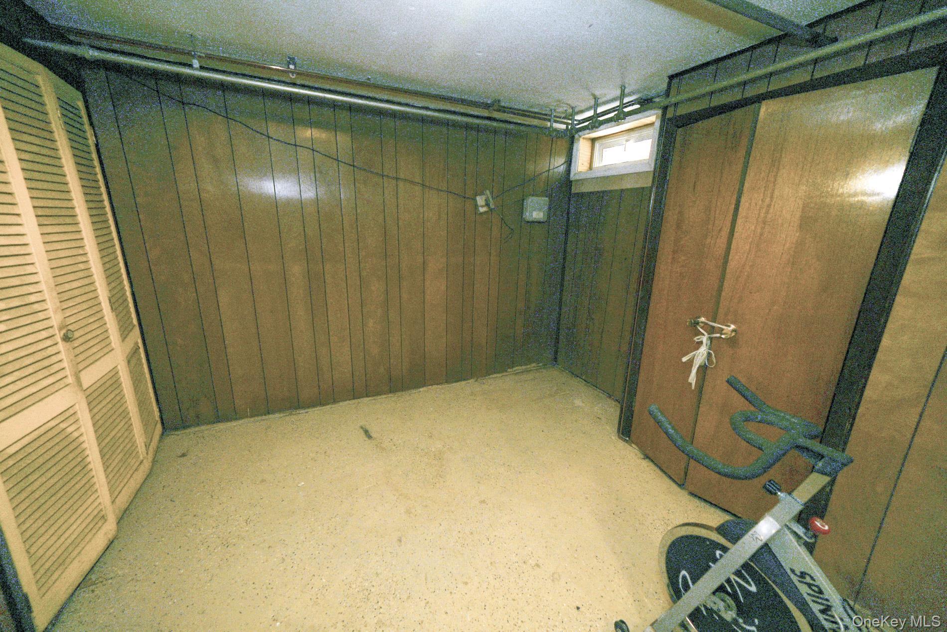 Single Family Caldwell  Queens, NY 11379, MLS-921468-31