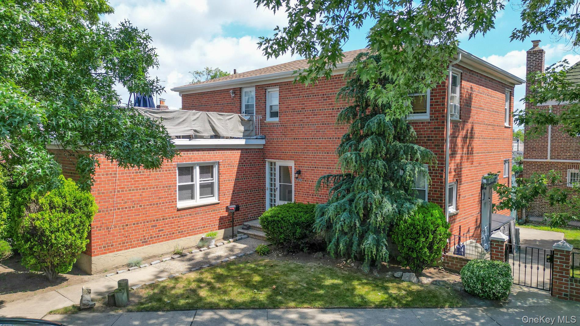 Single Family Caldwell  Queens, NY 11379, MLS-921468-35