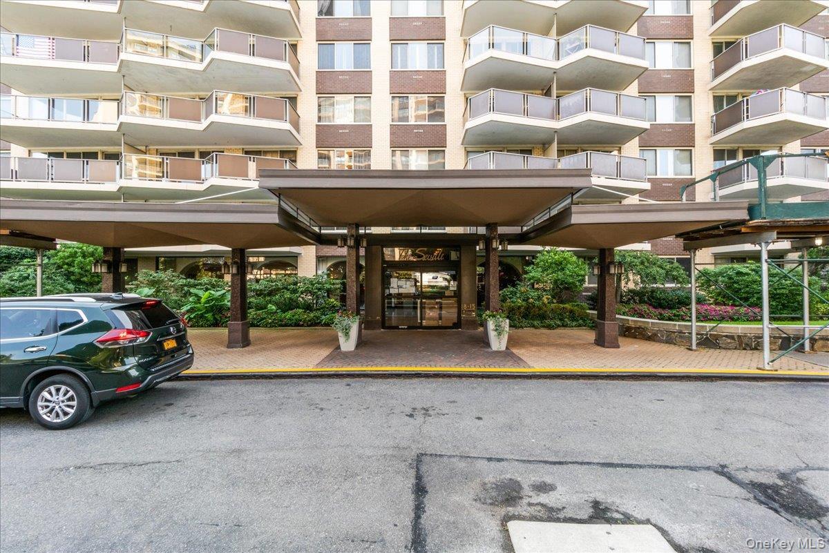 Coop 215th  Queens, NY 11360, MLS-921488-21