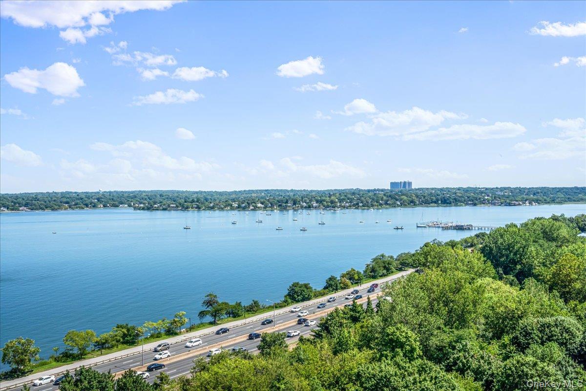 Coop 215th  Queens, NY 11360, MLS-921488-3