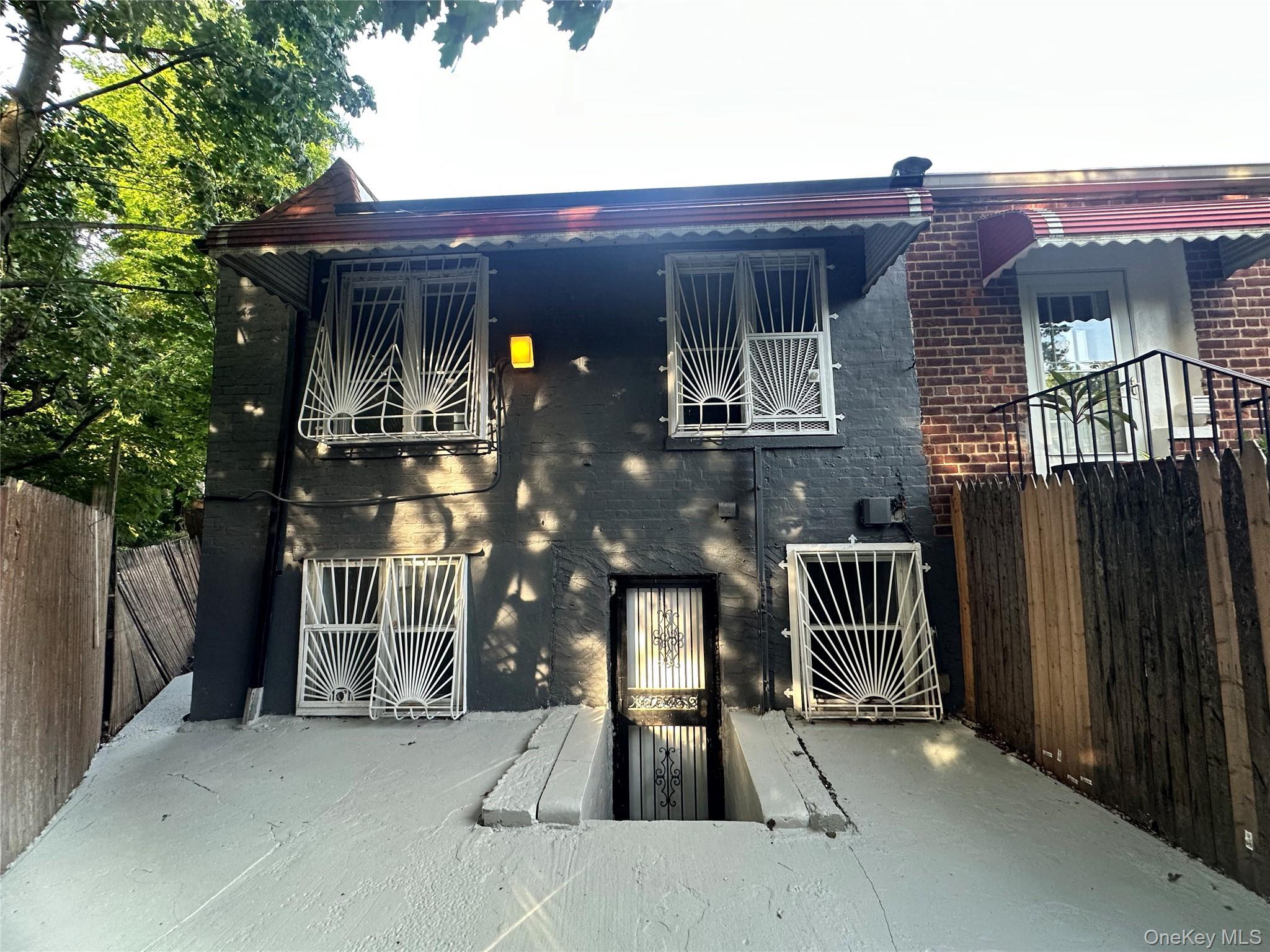 Single Family Mickle  Bronx, NY 10469, MLS-921508-4