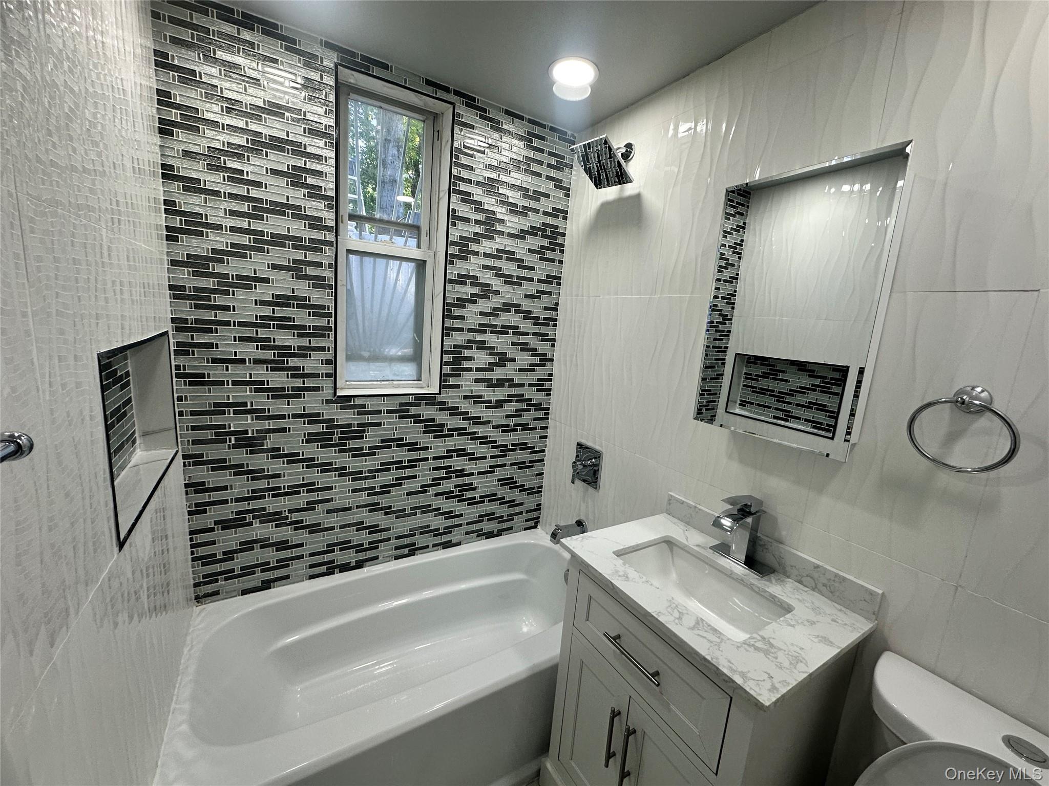 Single Family Mickle  Bronx, NY 10469, MLS-921508-8