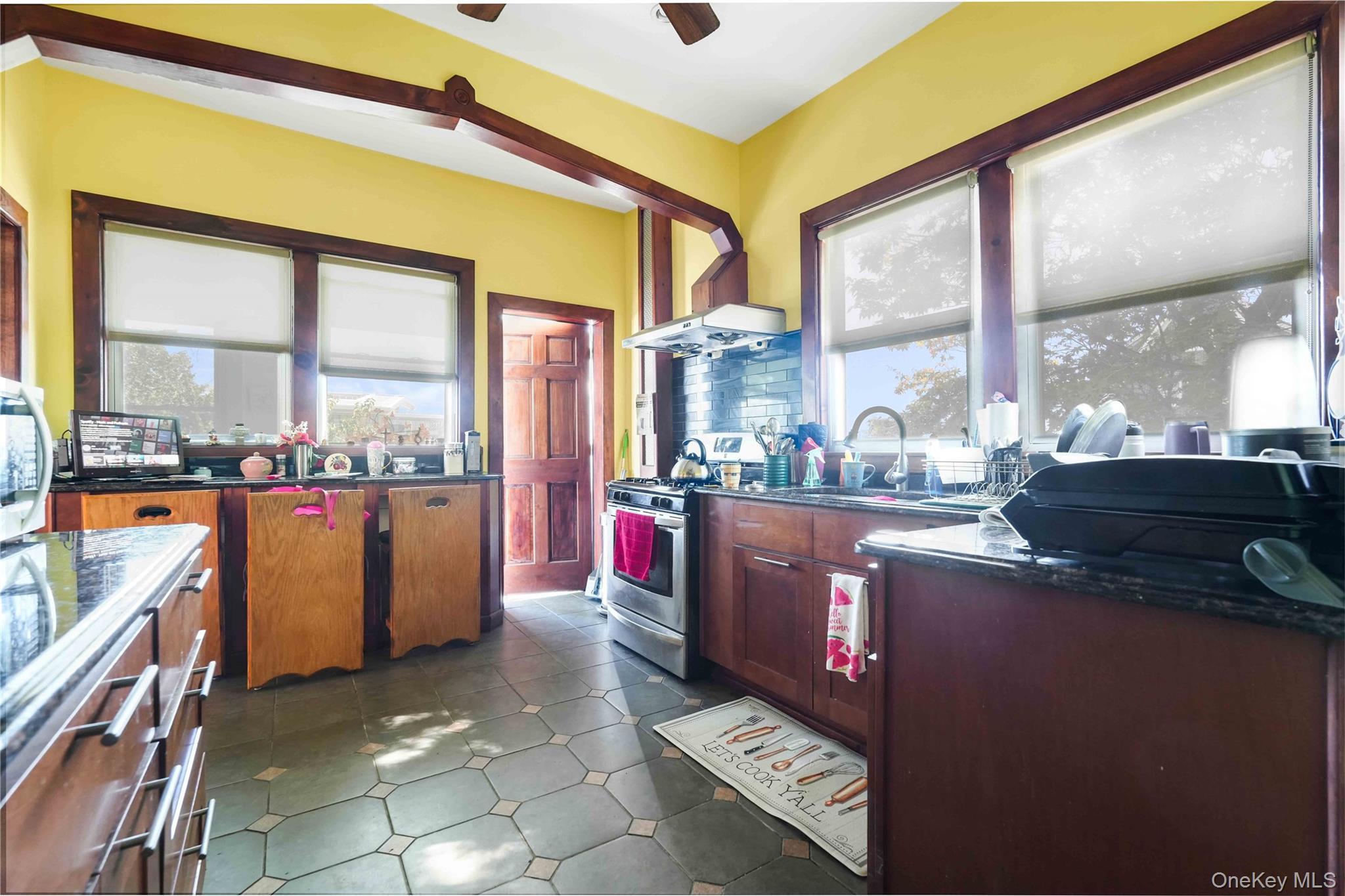 Single Family Ditmars Queens, NY 11369, MLS-921512-13