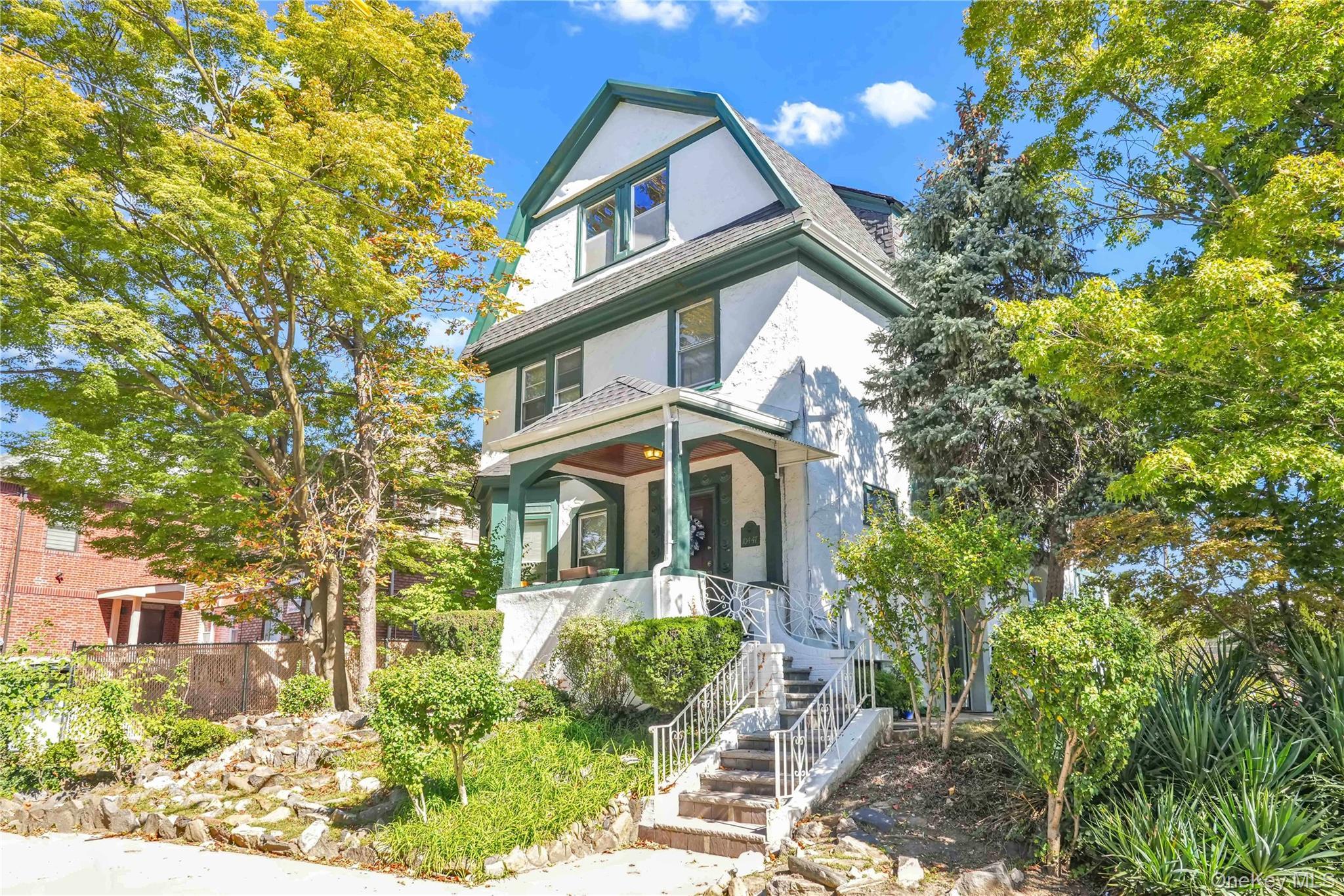 Single Family Ditmars Queens, NY 11369, MLS-921512-2