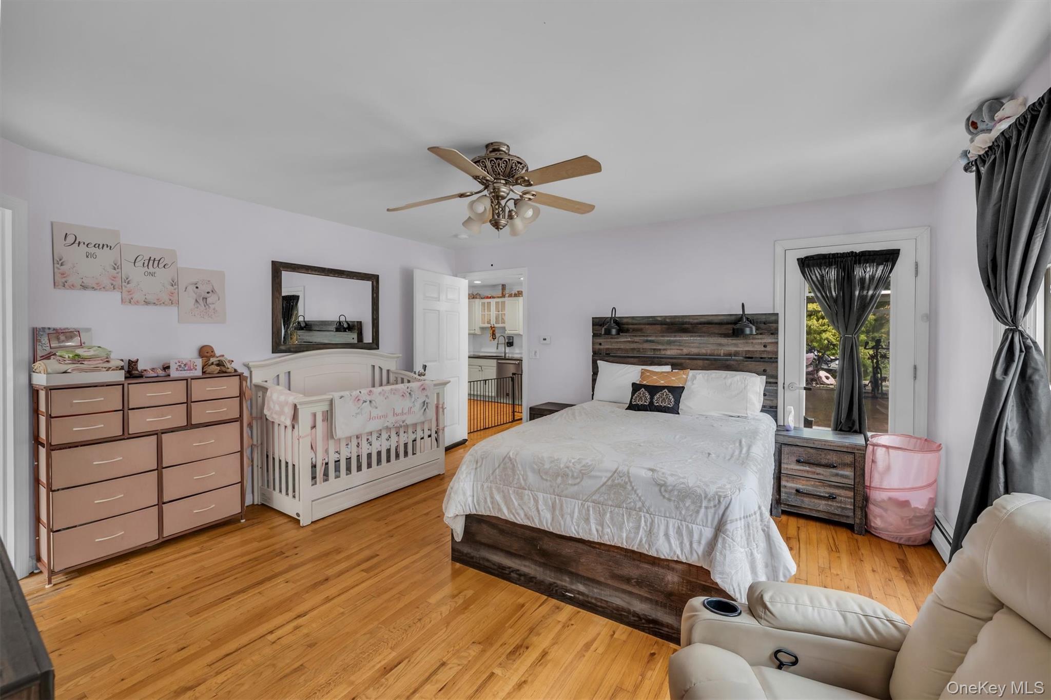 Single Family Woods Suffolk County, NY 11933, MLS-921519-25