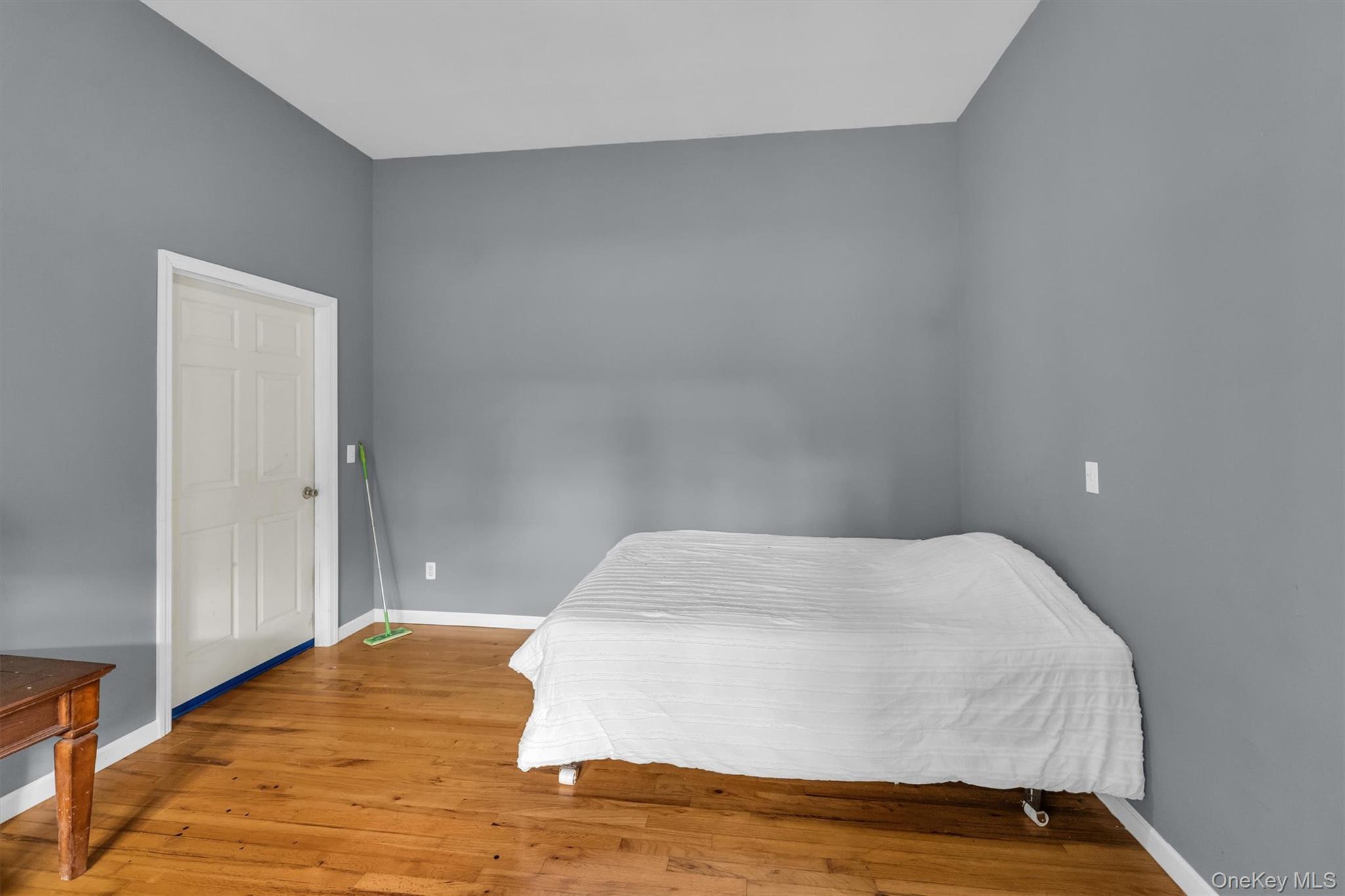 Single Family Woods Suffolk County, NY 11933, MLS-921519-8