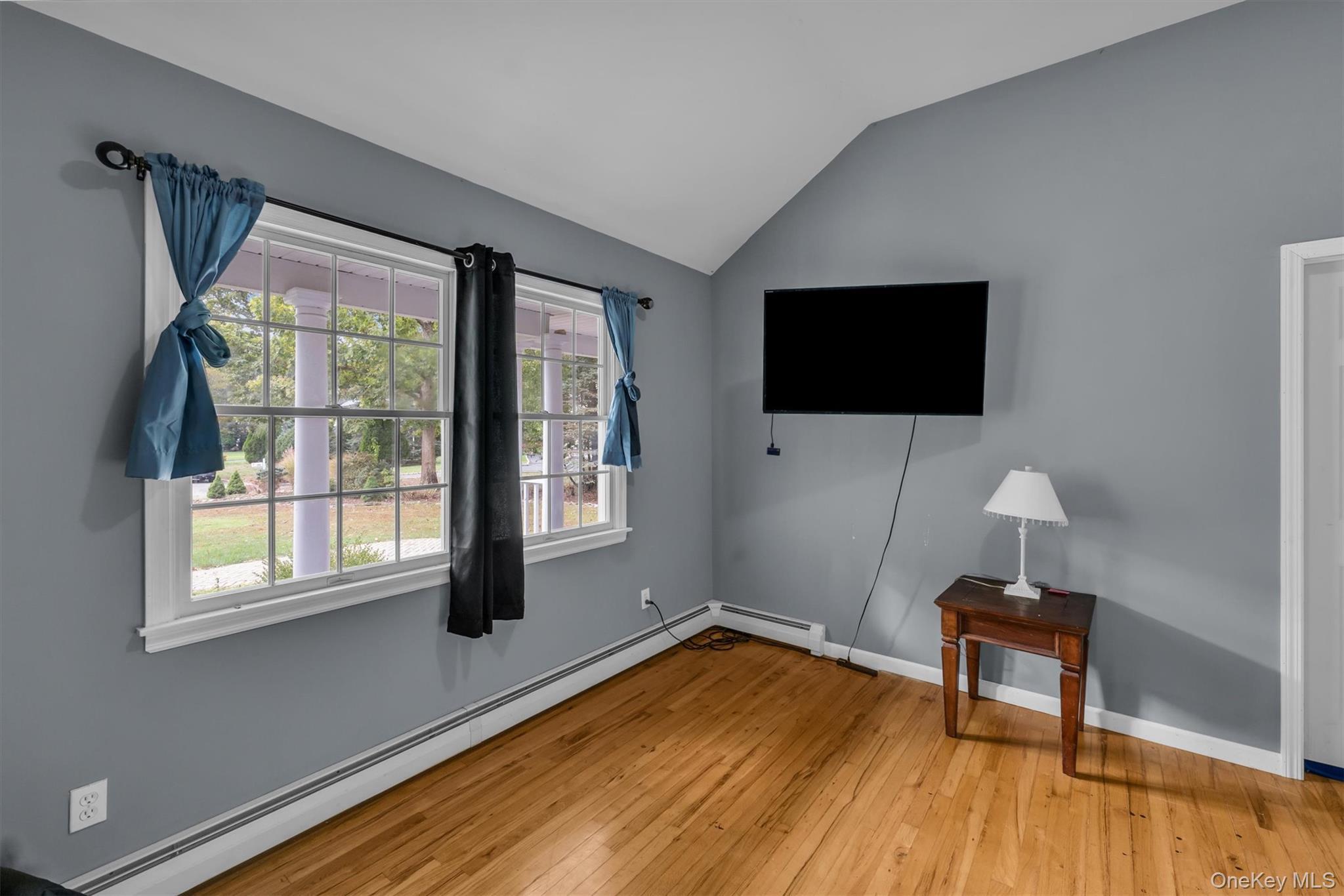 Single Family Woods Suffolk County, NY 11933, MLS-921519-9