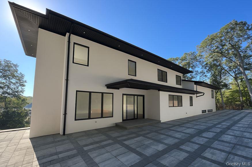 Single Family Riverview  Suffolk County, NY 11787, MLS-921535-4