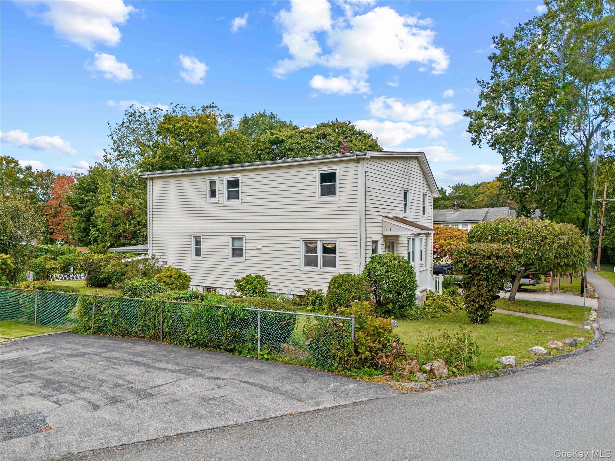 Single Family River  Westchester County, NY 10543, MLS-921566-34