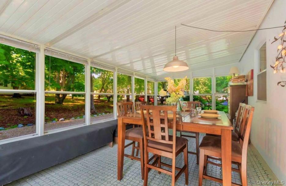 Single Family Grove Road Suffolk County, NY 11971, MLS-921579-10