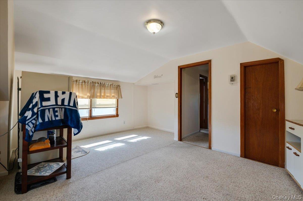 Single Family Mallard  Nassau County, NY 11756, MLS-921587-21