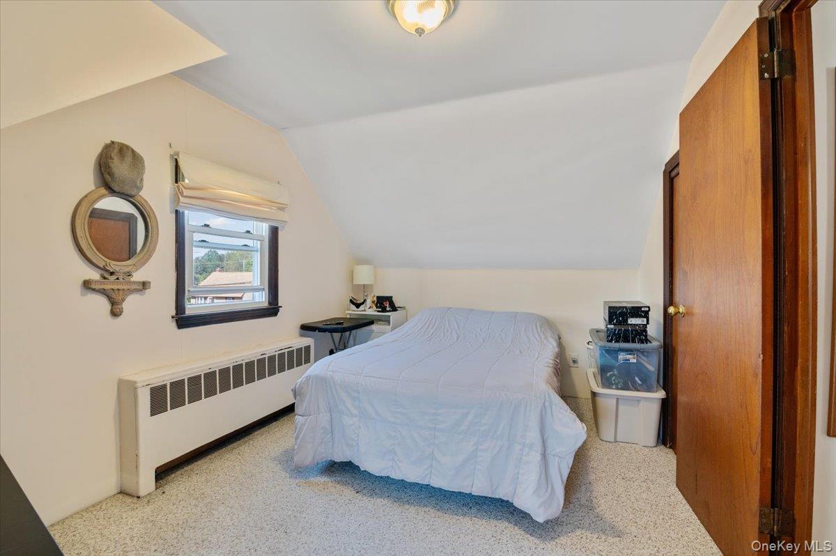 Single Family Mallard  Nassau County, NY 11756, MLS-921587-22