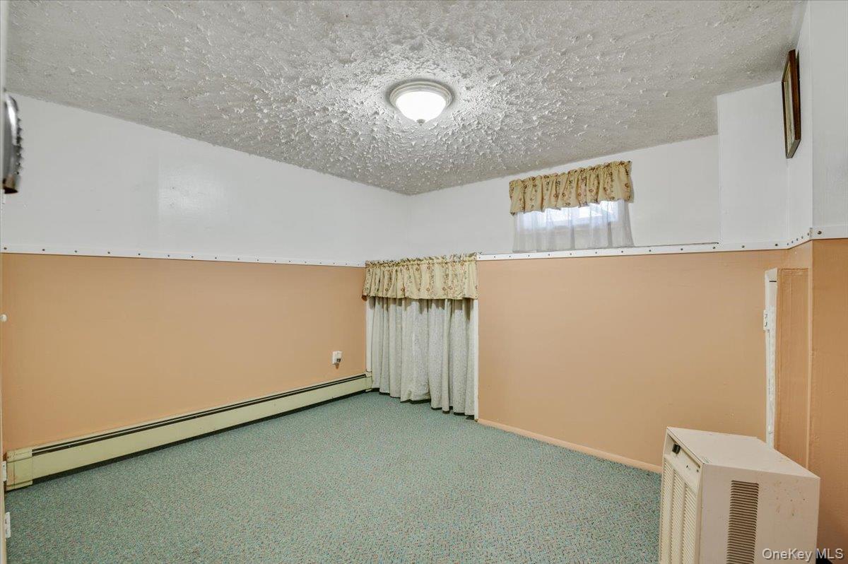 Single Family Mallard  Nassau County, NY 11756, MLS-921587-25