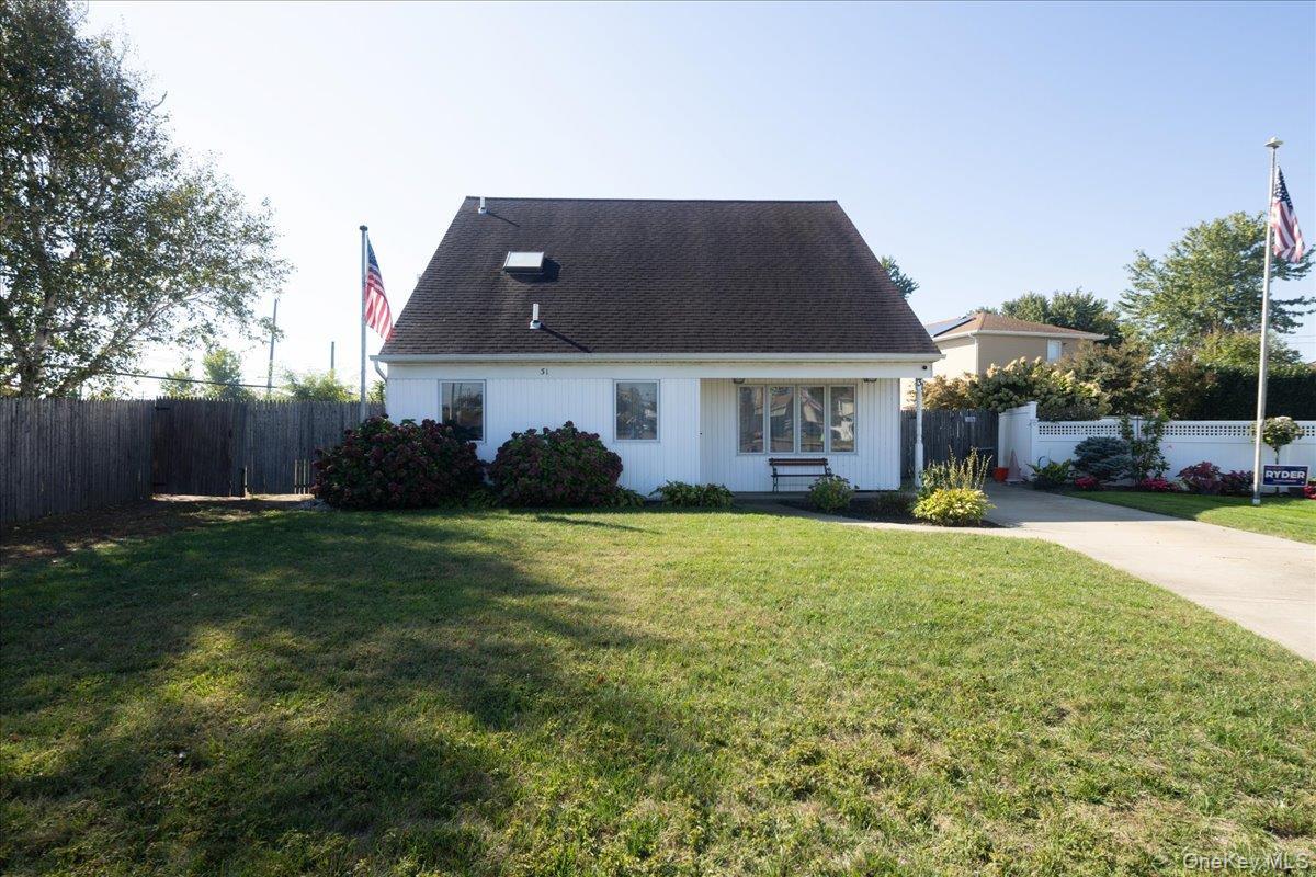 Single Family Parente Nassau County, NY 11558, MLS-921588-32