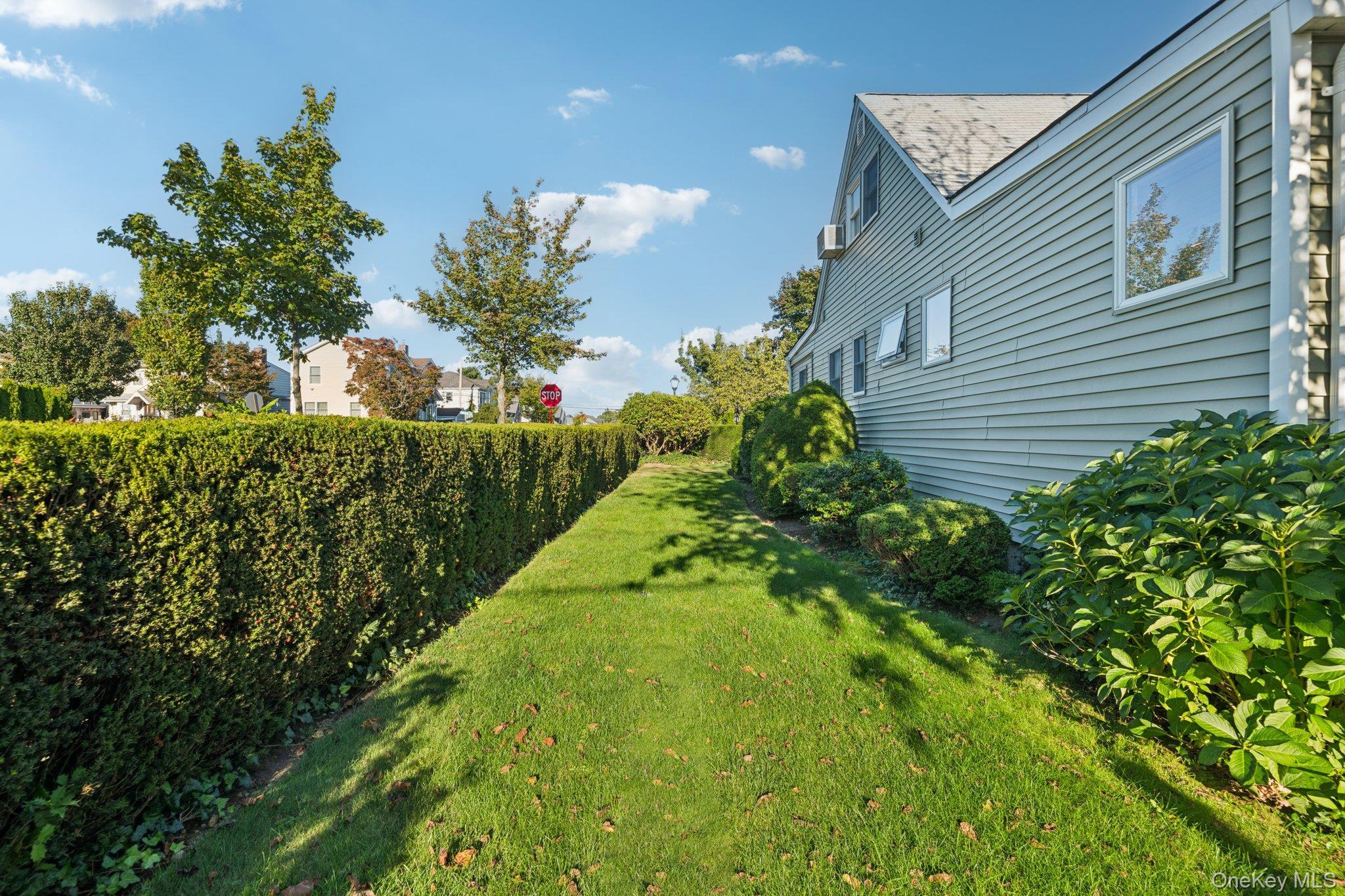 Single Family Barwick  Nassau County, NY 11501, MLS-921596-22