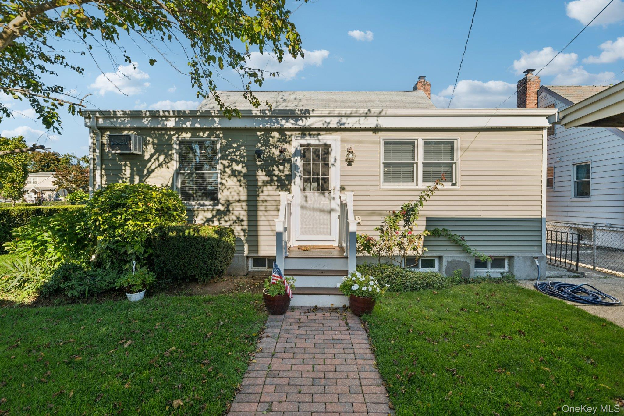 Single Family Barwick  Nassau County, NY 11501, MLS-921596-24