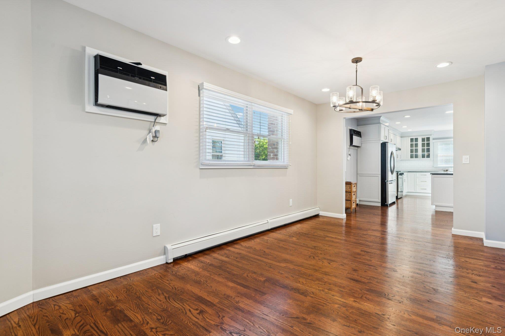 Single Family Barwick  Nassau County, NY 11501, MLS-921596-4