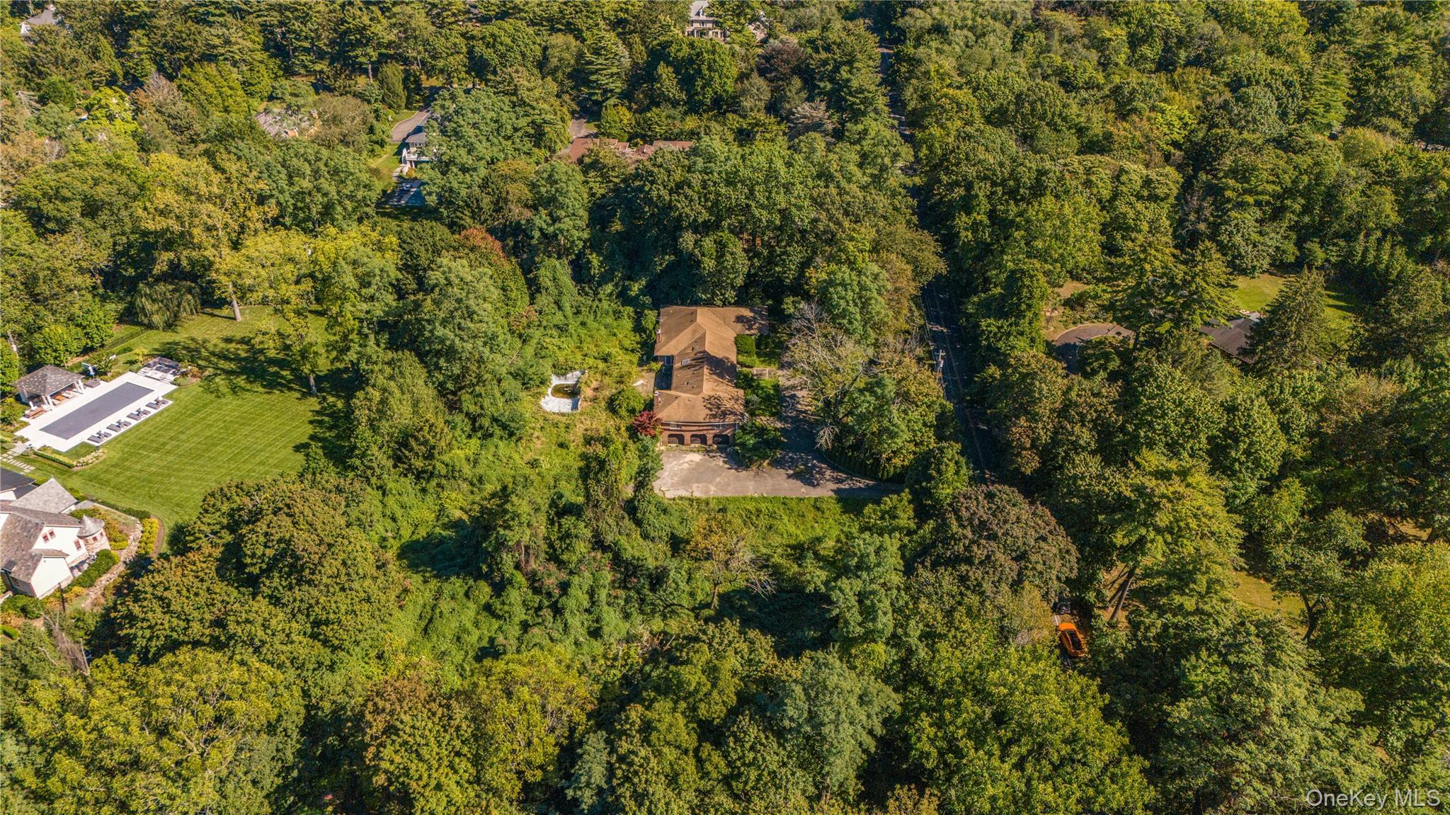 Single Family Middle Neck Nassau County, NY 11050, MLS-921600-4