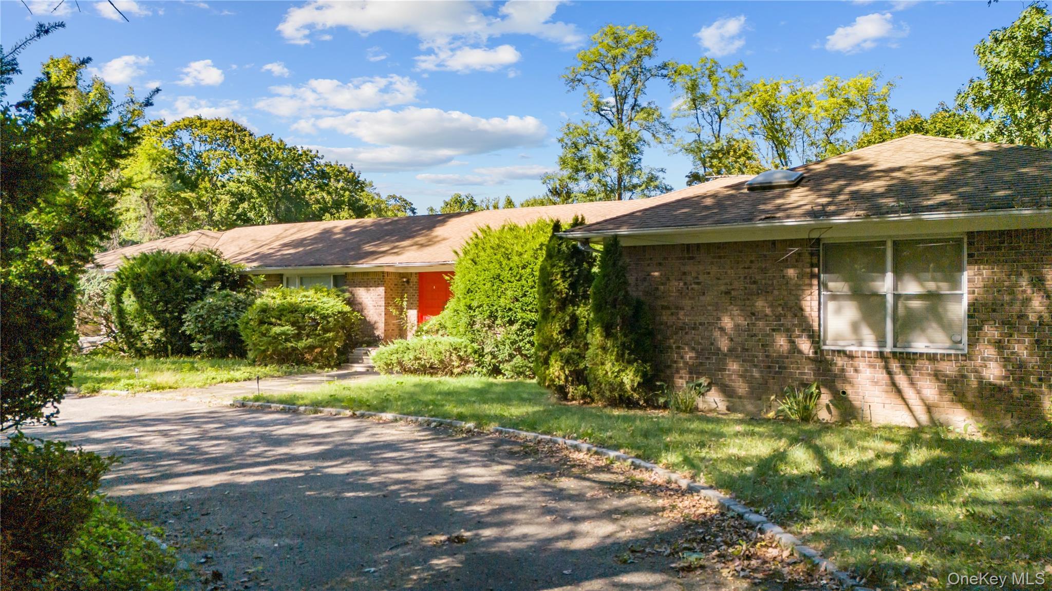 Single Family Middle Neck Nassau County, NY 11050, MLS-921600-7