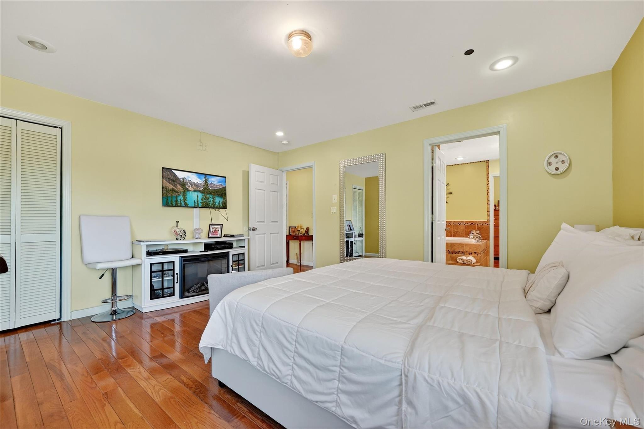 Single Family Malone  Rockland County, NY 10923, MLS-921608-25