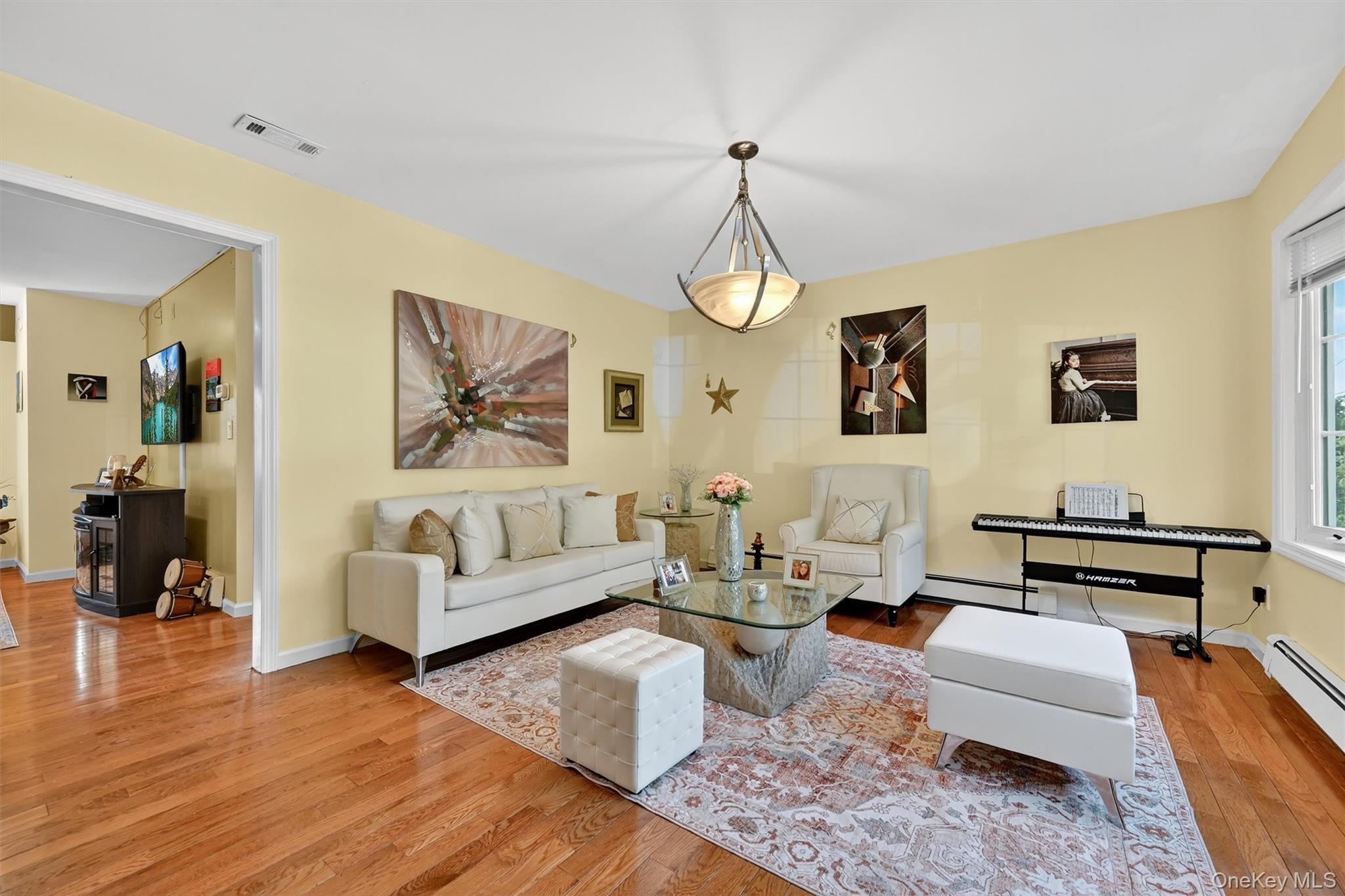 Single Family Malone  Rockland County, NY 10923, MLS-921608-7