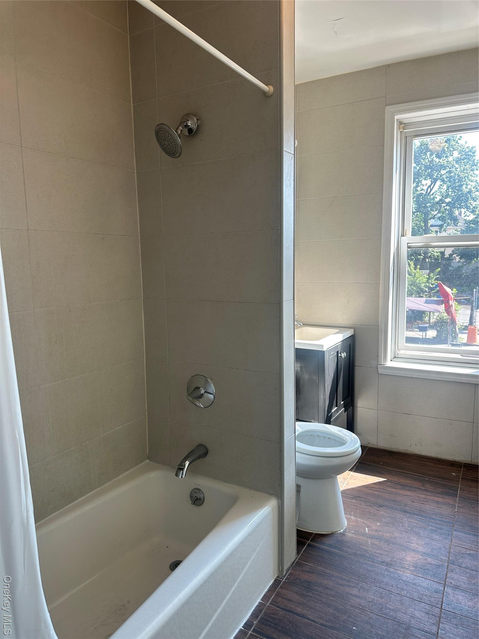 Apartment Jamaica  Queens, NY 11423, MLS-921610-4