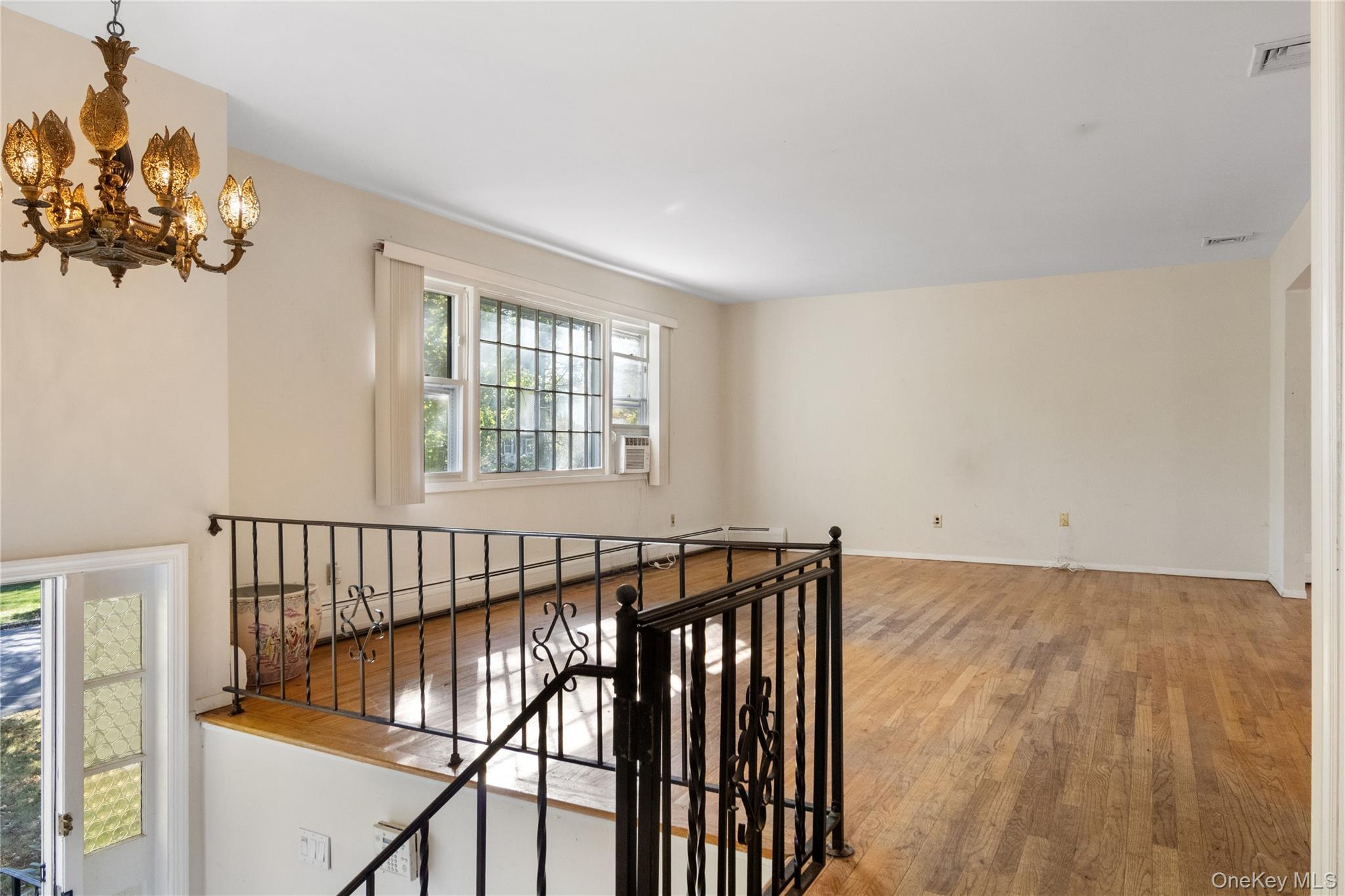 Single Family Catalpa  Rockland County, NY 10954, MLS-921618-4