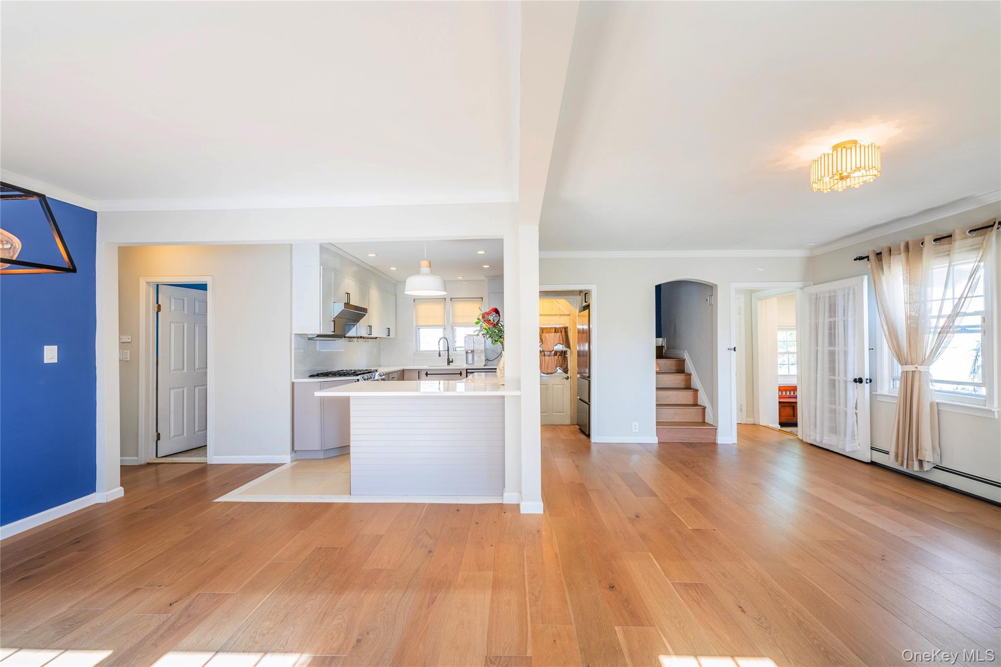 Single Family 212th Queens, NY 11364, MLS-921624-10