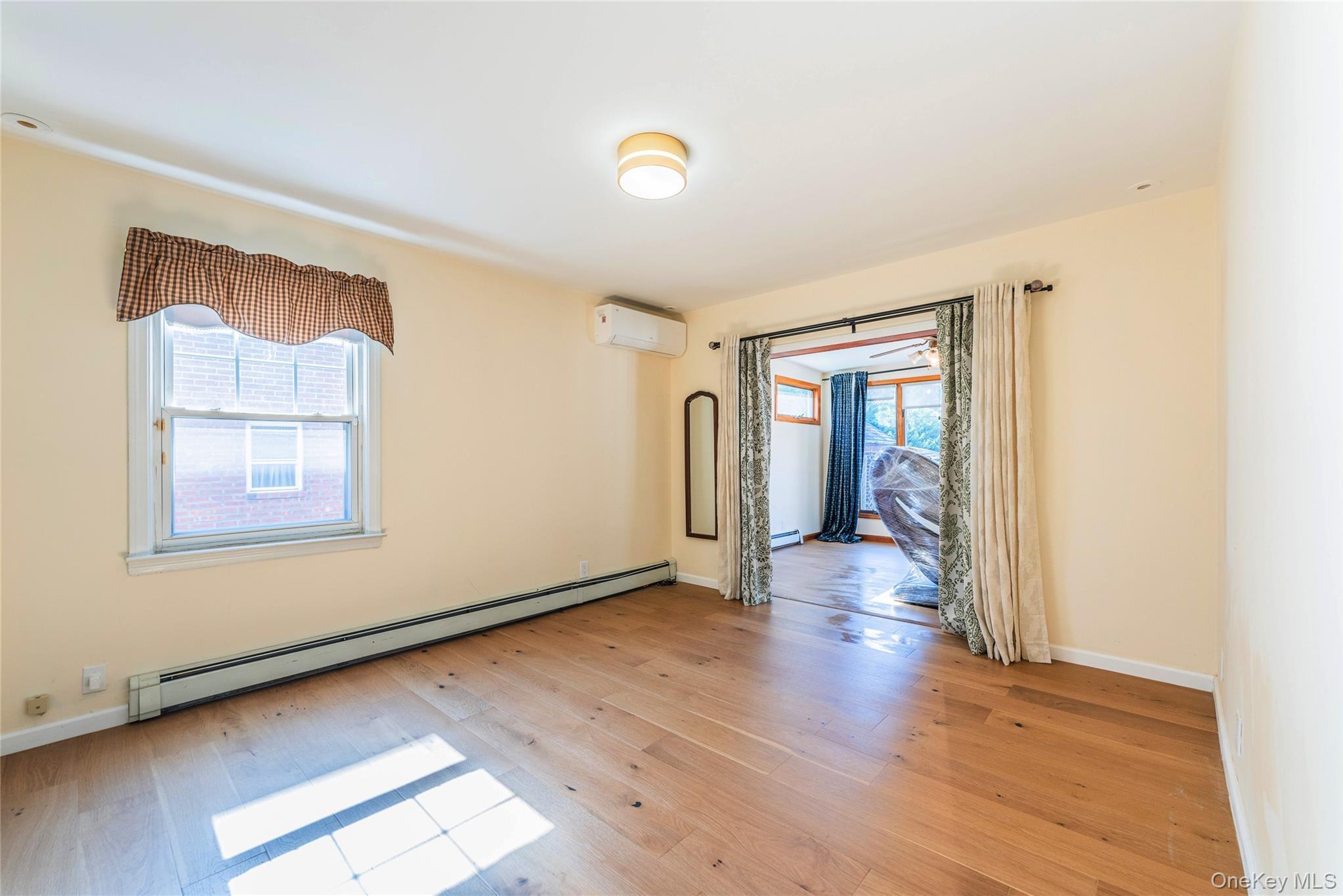 Single Family 212th Queens, NY 11364, MLS-921624-17