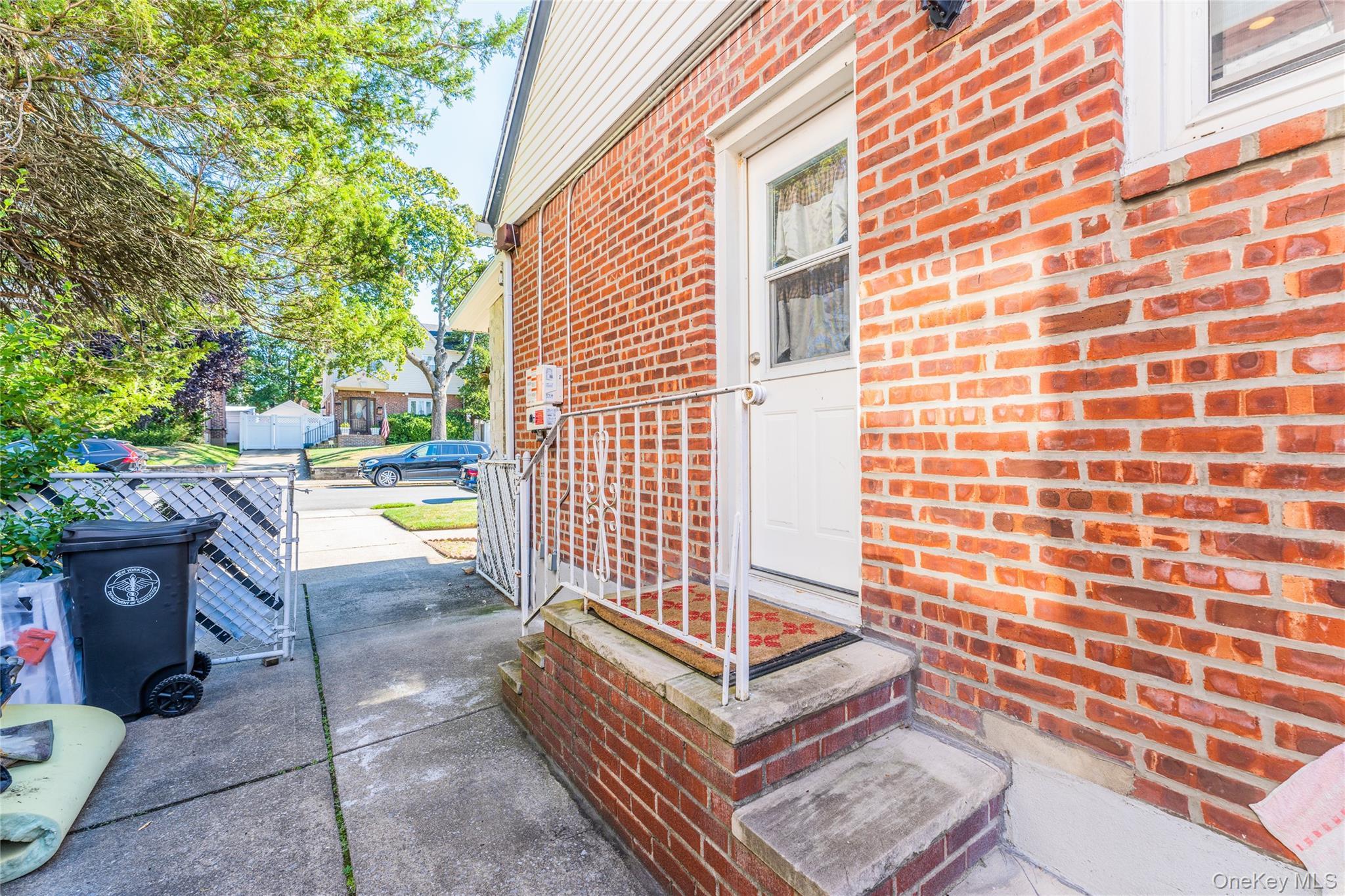 Single Family 212th Queens, NY 11364, MLS-921624-31