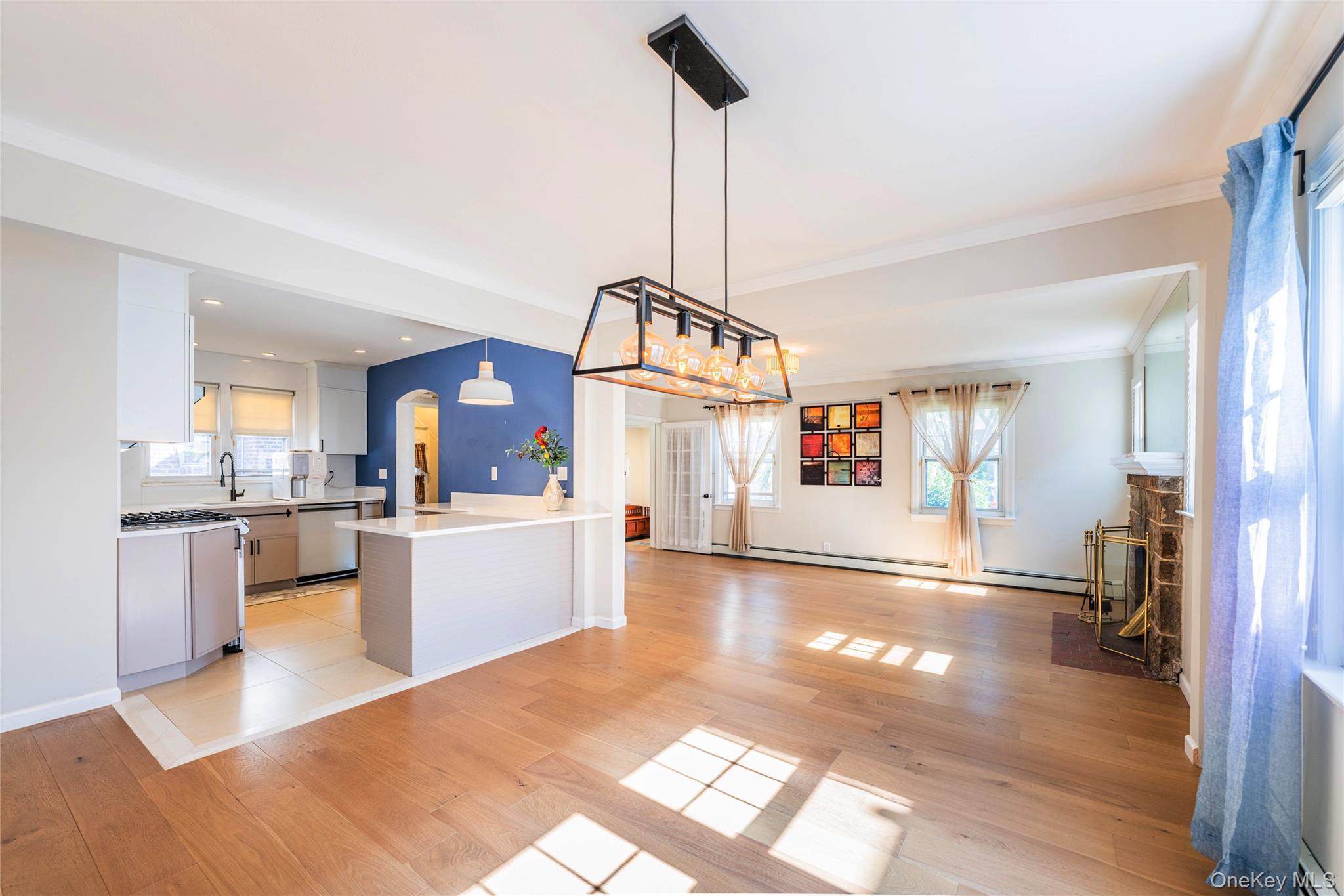 Single Family 212th Queens, NY 11364, MLS-921624-9