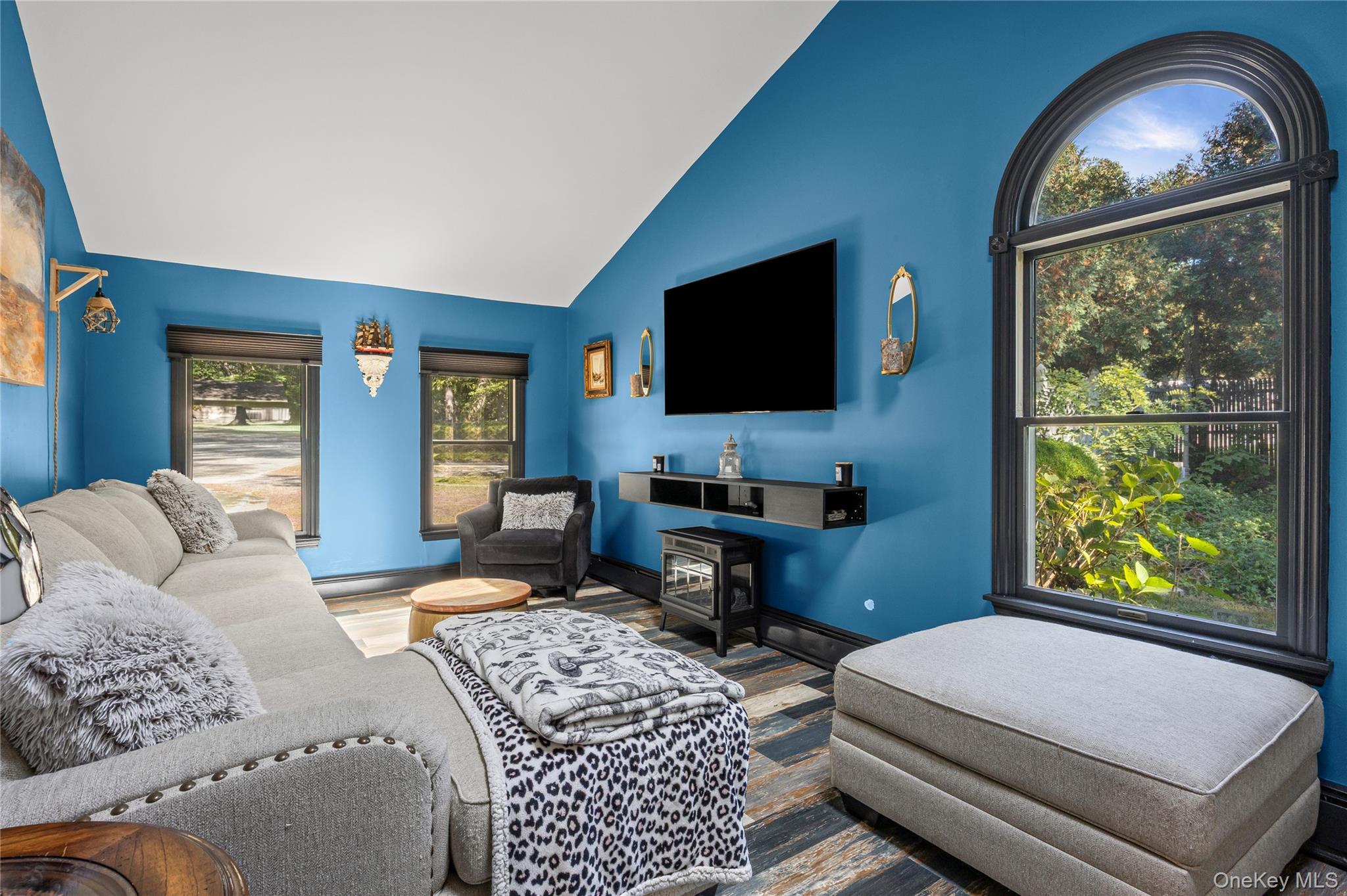 Single Family Model Suffolk County, NY 11778, MLS-921639-17