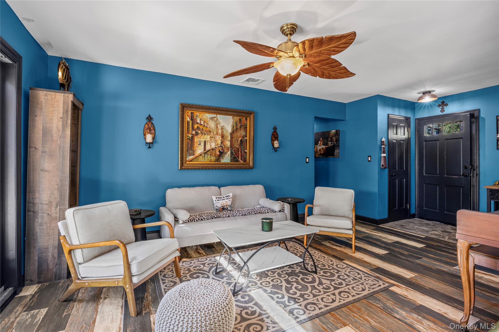 Single Family Model Suffolk County, NY 11778, MLS-921639-9