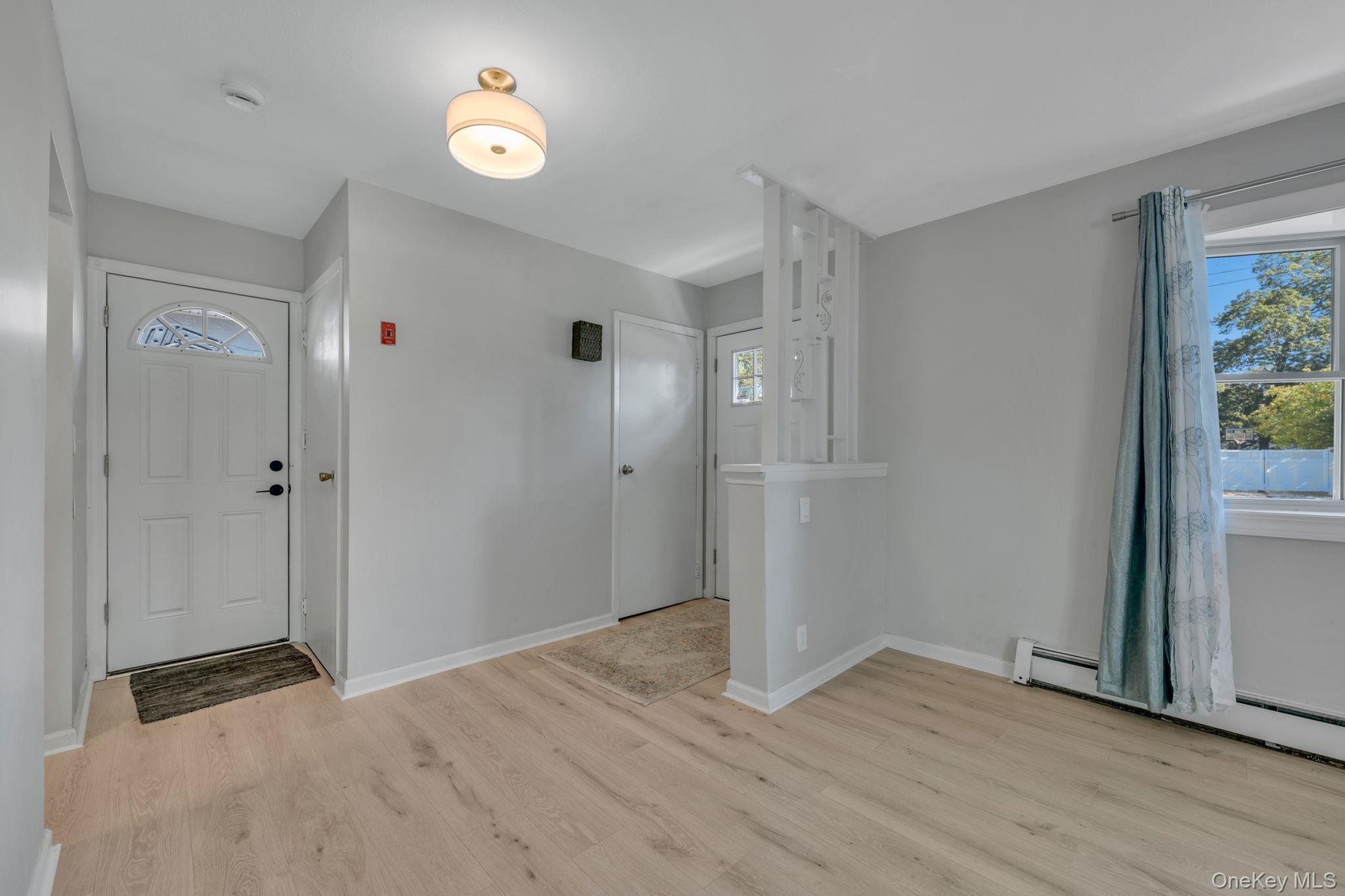 Single Family Bonny Suffolk County, NY 11950, MLS-921641-4