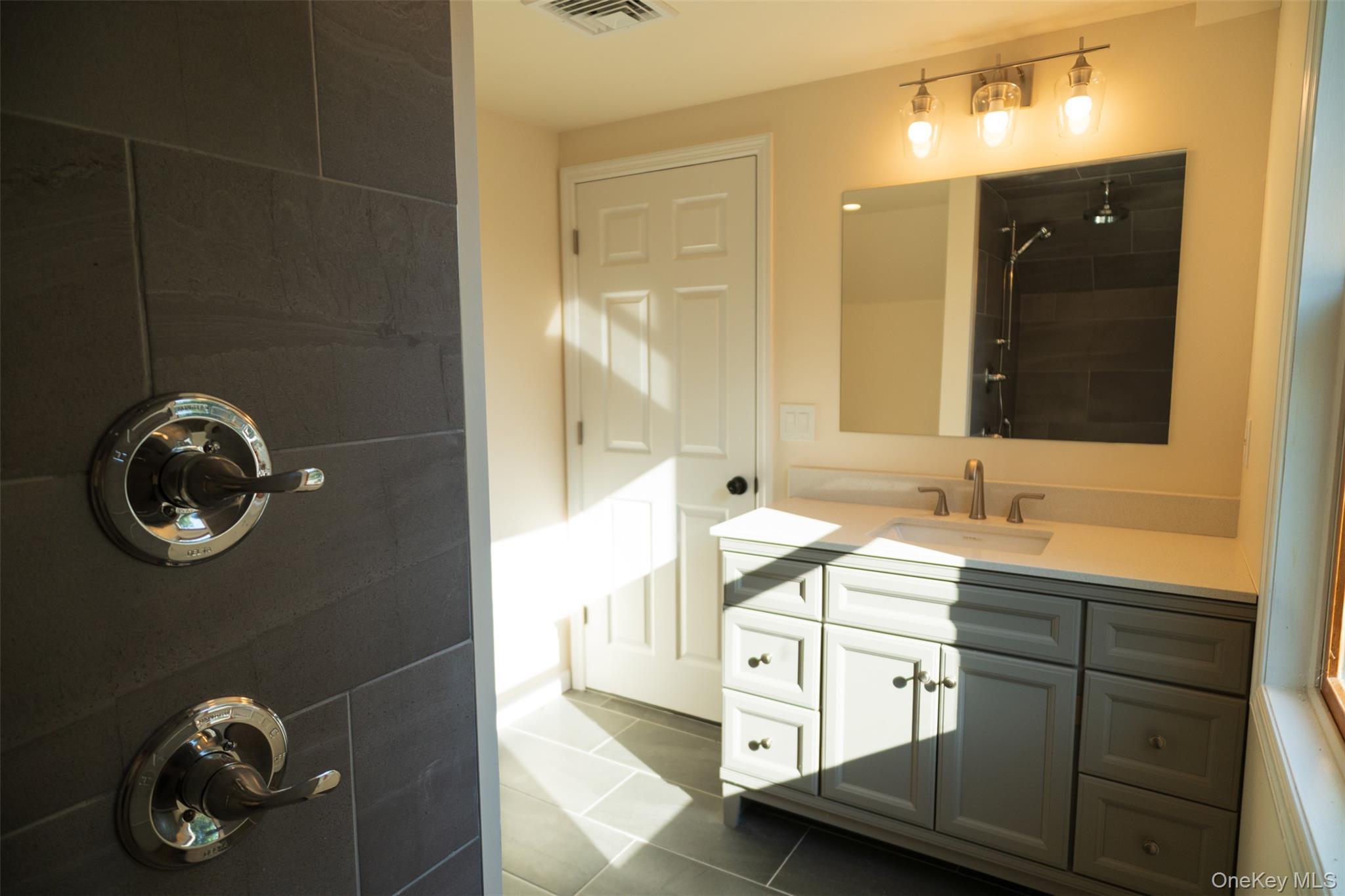 Single Family Rapalje  Dutchess County, NY 12524, MLS-921642-32