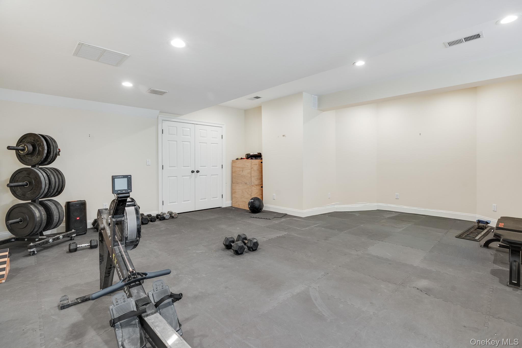 Single Family Townsend Farm Dutchess County, NY 12540, MLS-921646-31