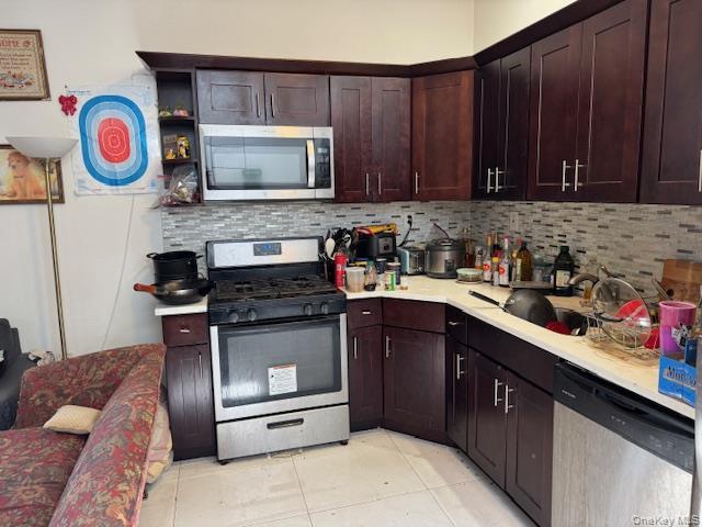 Single Family Howard  Brooklyn, NY 11233, MLS-921657-3