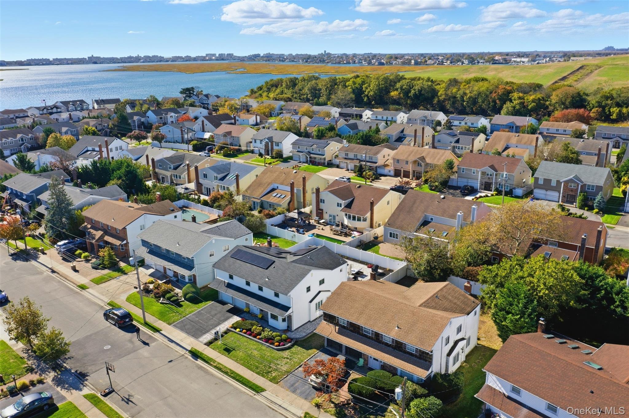 Single Family Jane  Nassau County, NY 11572, MLS-921675-33