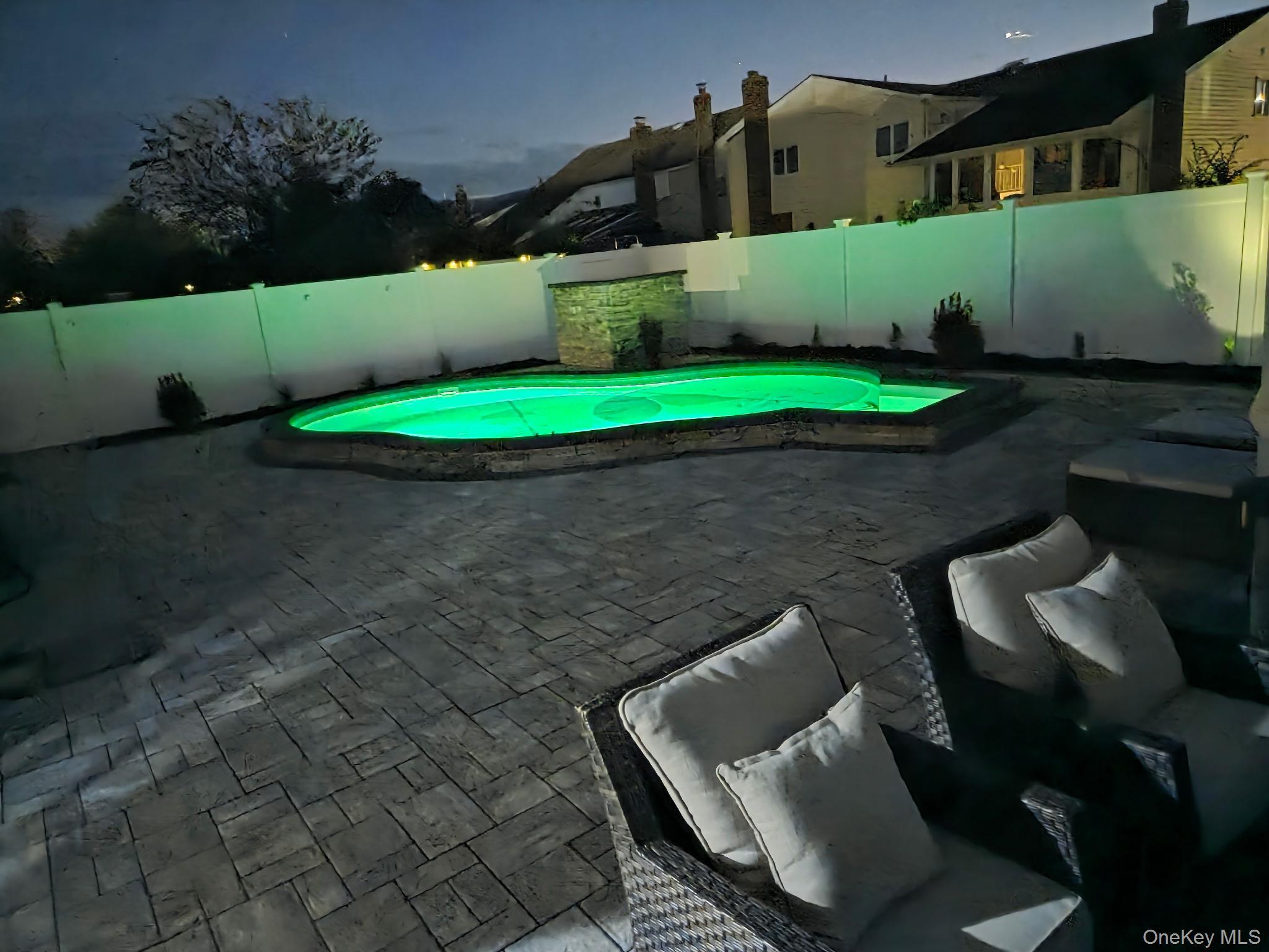 Single Family Jane  Nassau County, NY 11572, MLS-921675-40