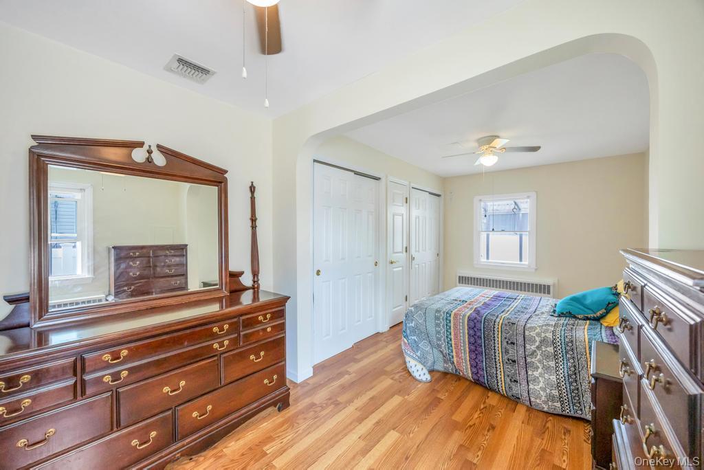 Single Family 12th Suffolk County, NY 11746, MLS-921720-17