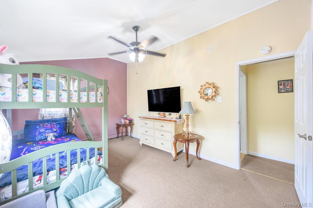 Single Family 12th Suffolk County, NY 11746, MLS-921720-25